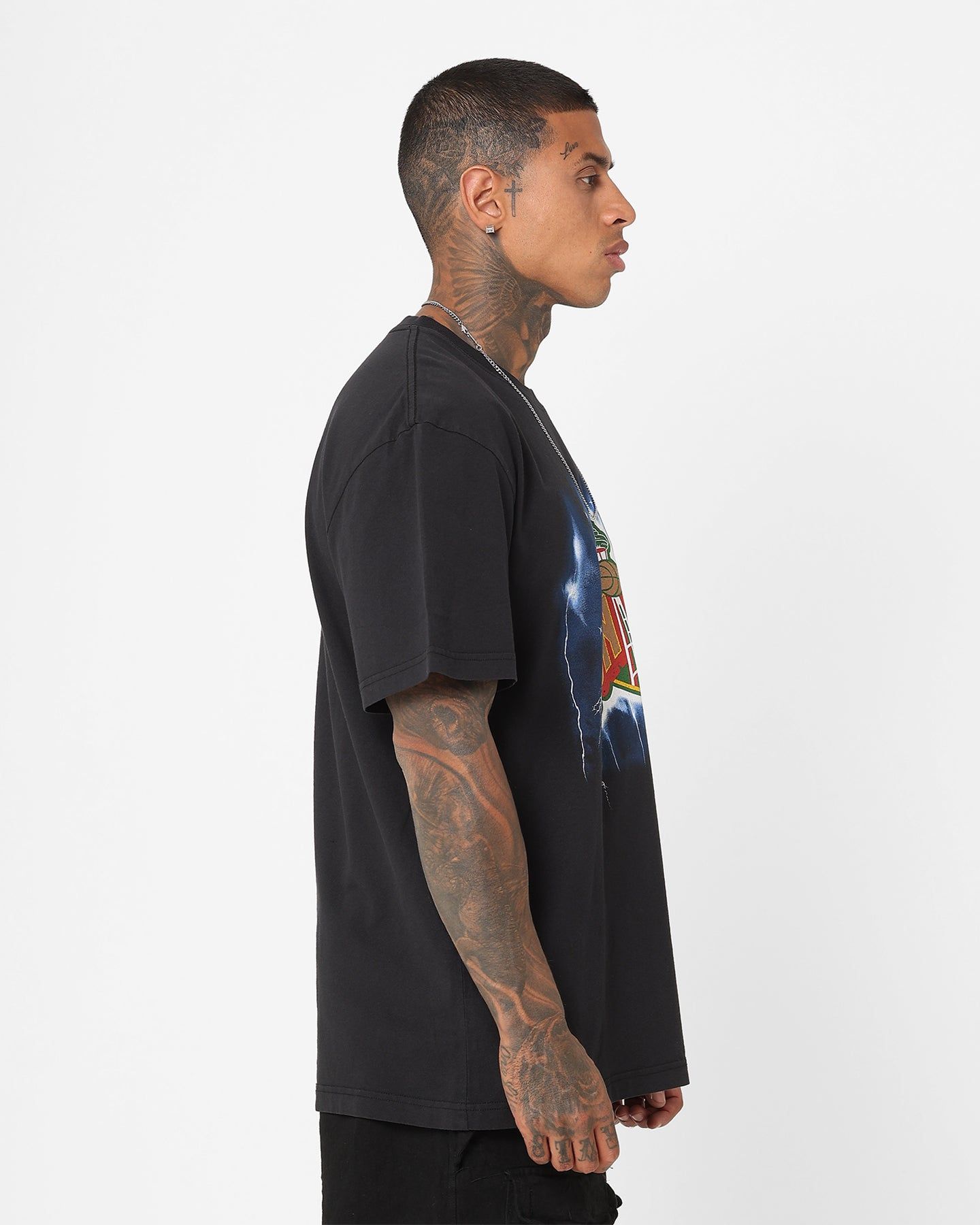 Mitchell & Ness Seattle Supersonics Logo Lightning T-Shirt Black sold by Culture Kings product image thumbnail 5