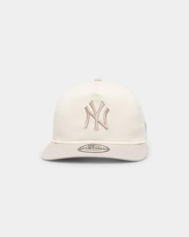New Era New York Yankees Old Golfer Snapbck Chrome White sold by Culture Kings