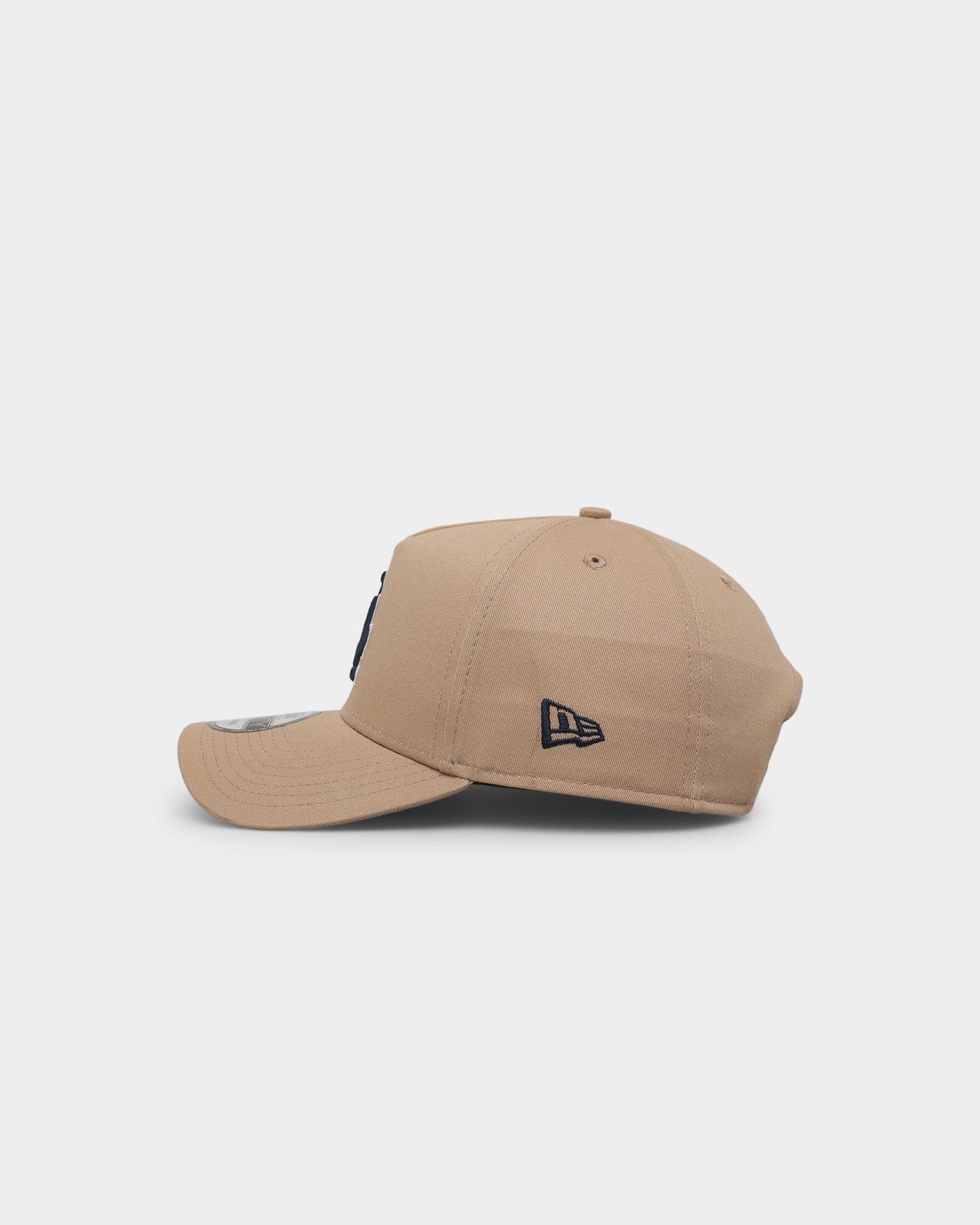 New Era Los Angeles Dodgers 9FORTY A-Frame Snapback Light Beige sold by Culture Kings product image thumbnail 4