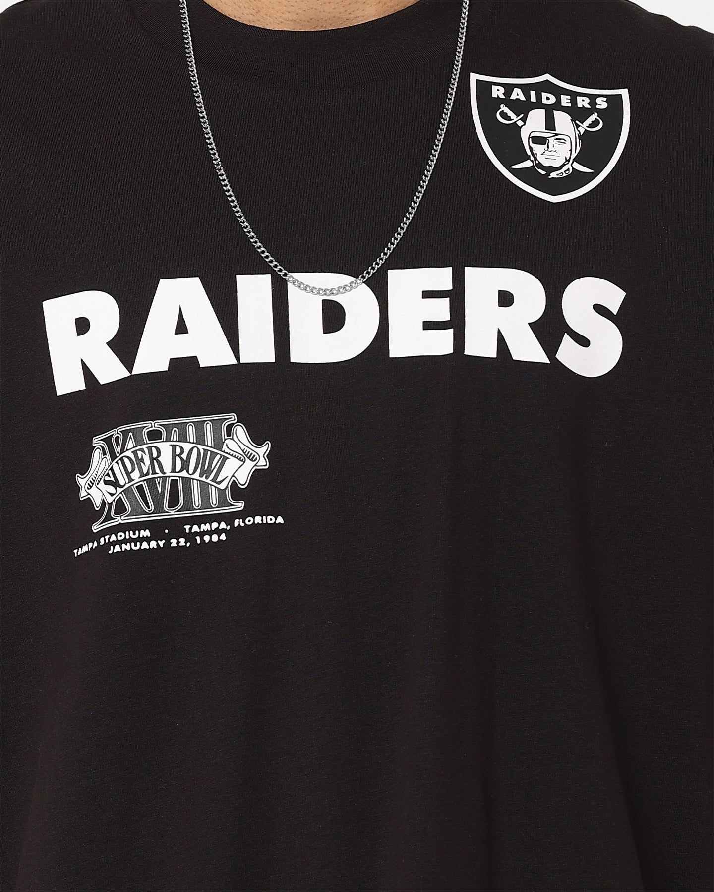 New Era Las Vegas Raiders Oversized T-Shirt Black sold by Culture Kings product image thumbnail 3