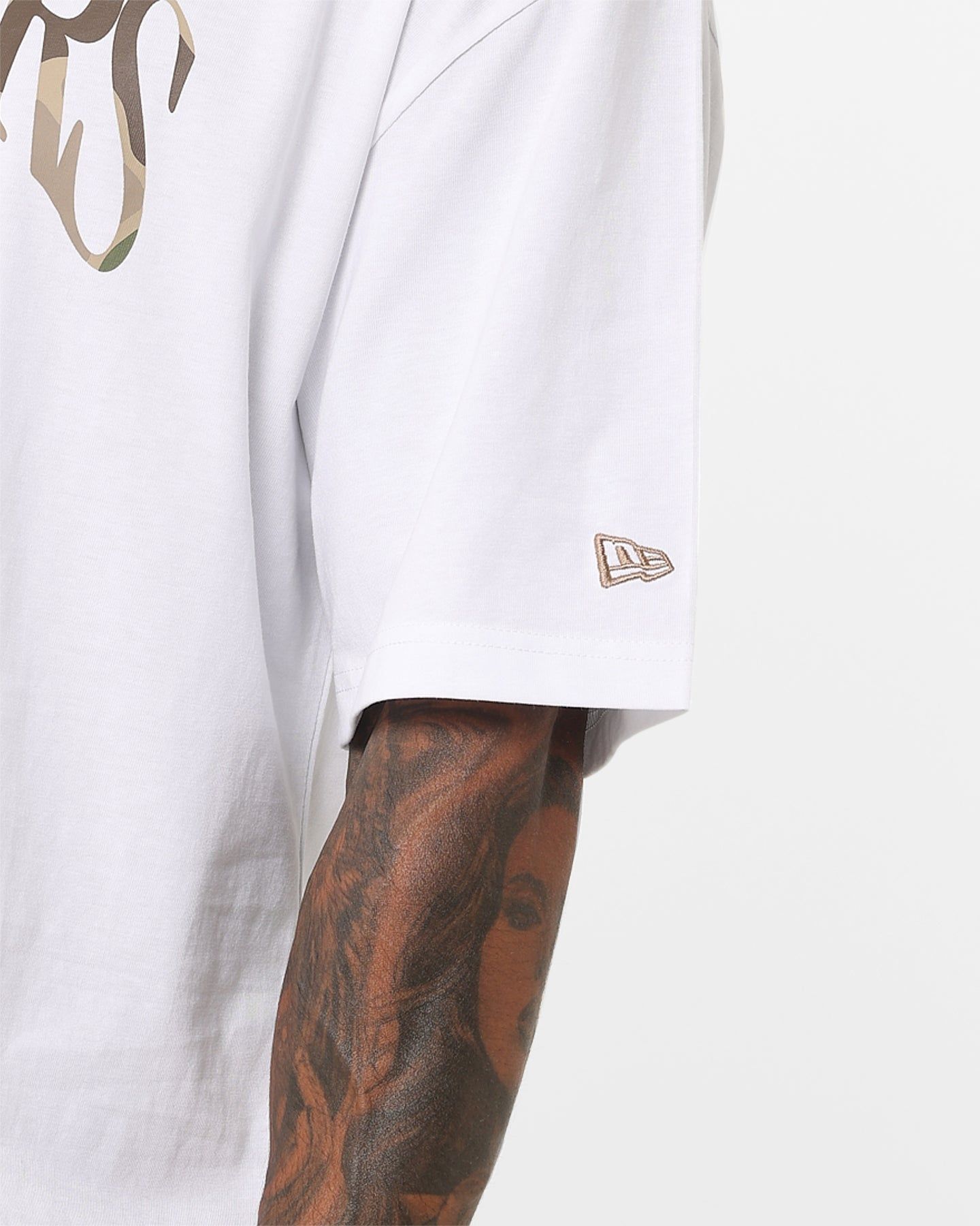 New Era Las Vegas Raiders Oversized T-Shirt White sold by Culture Kings product image thumbnail 7