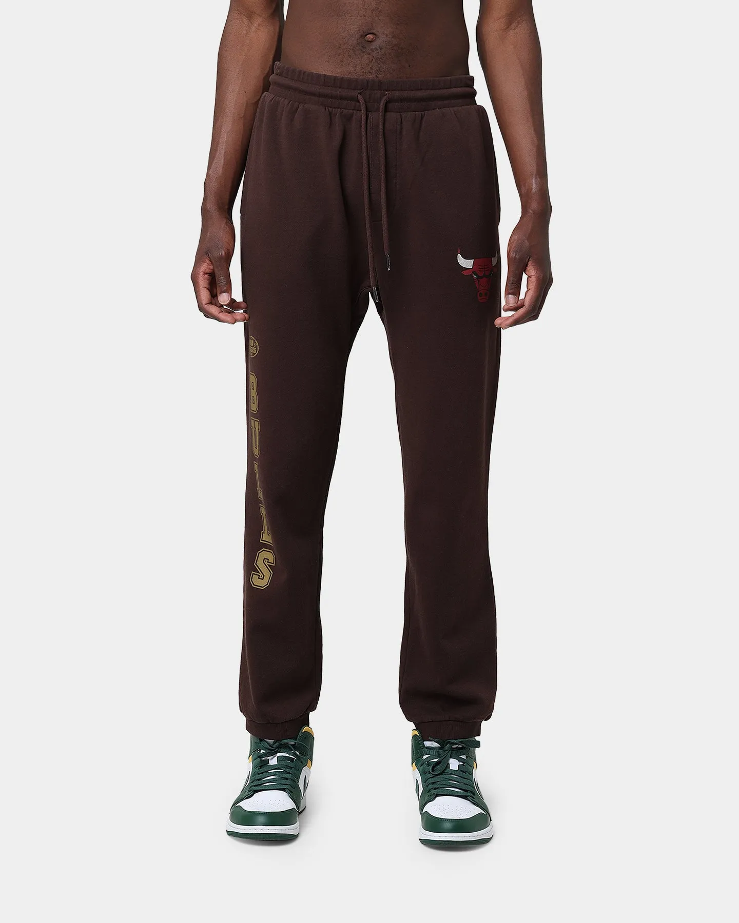 Mitchell & Ness Chicago Bulls Lux Brown Sweatpants Baroque Brown sold by Culture Kings product image thumbnail 3