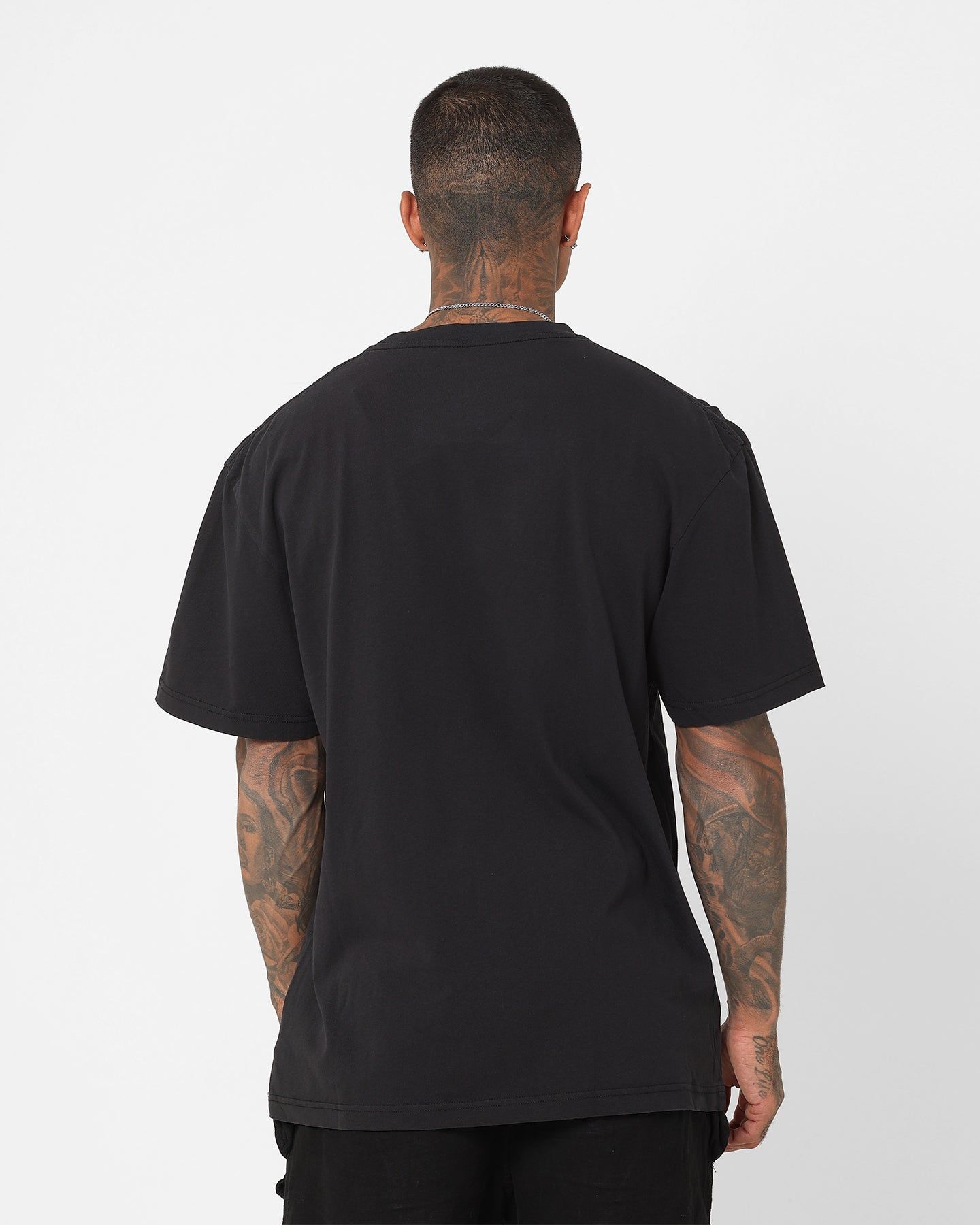 Mitchell & Ness Charlotte Hornets Logo Lightning T-Shirt Black sold by Culture Kings product image thumbnail 4