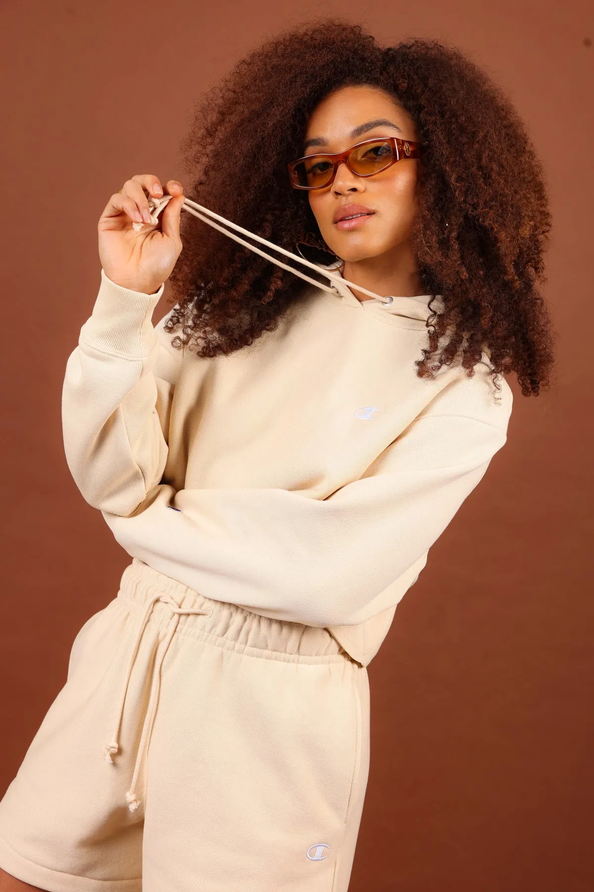 Champion Women's RW Cropped Hoodie Warming Beige sold by Culture Kings