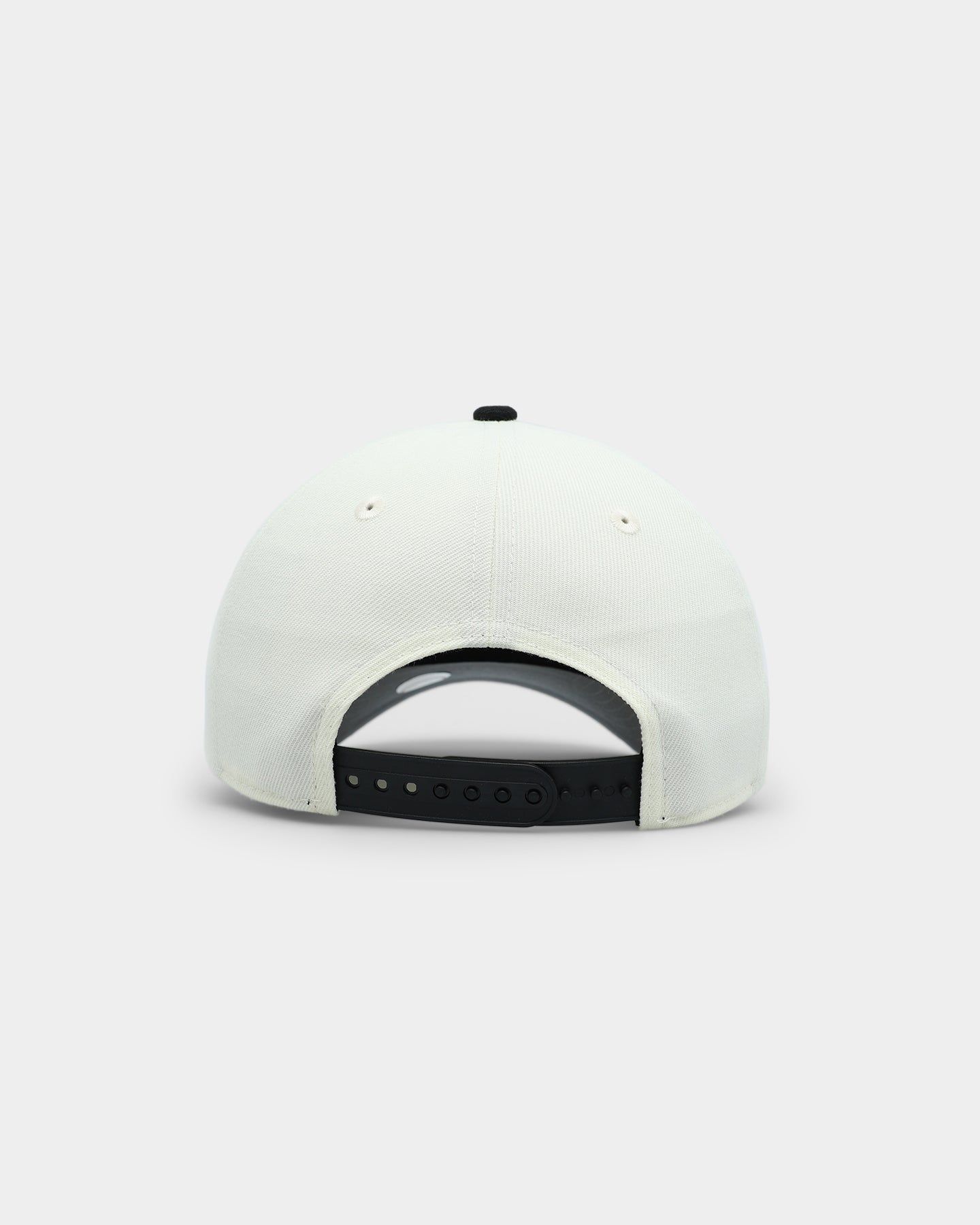 New Era Los Angeles Dodgers 'White Gold' 9FORTY A-Frame Snapback Chrome/Black sold by Culture Kings product image thumbnail 2