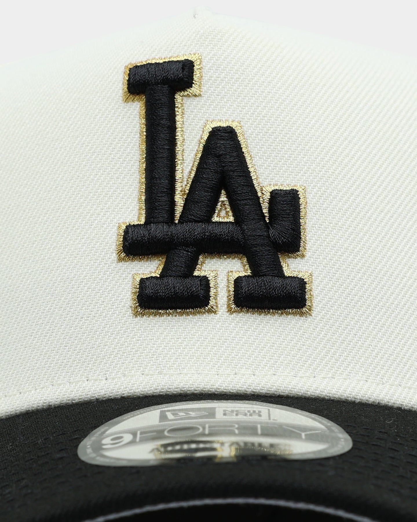 New Era Los Angeles Dodgers 'White Gold' 9FORTY A-Frame Snapback Chrome/Black sold by Culture Kings product image thumbnail 5