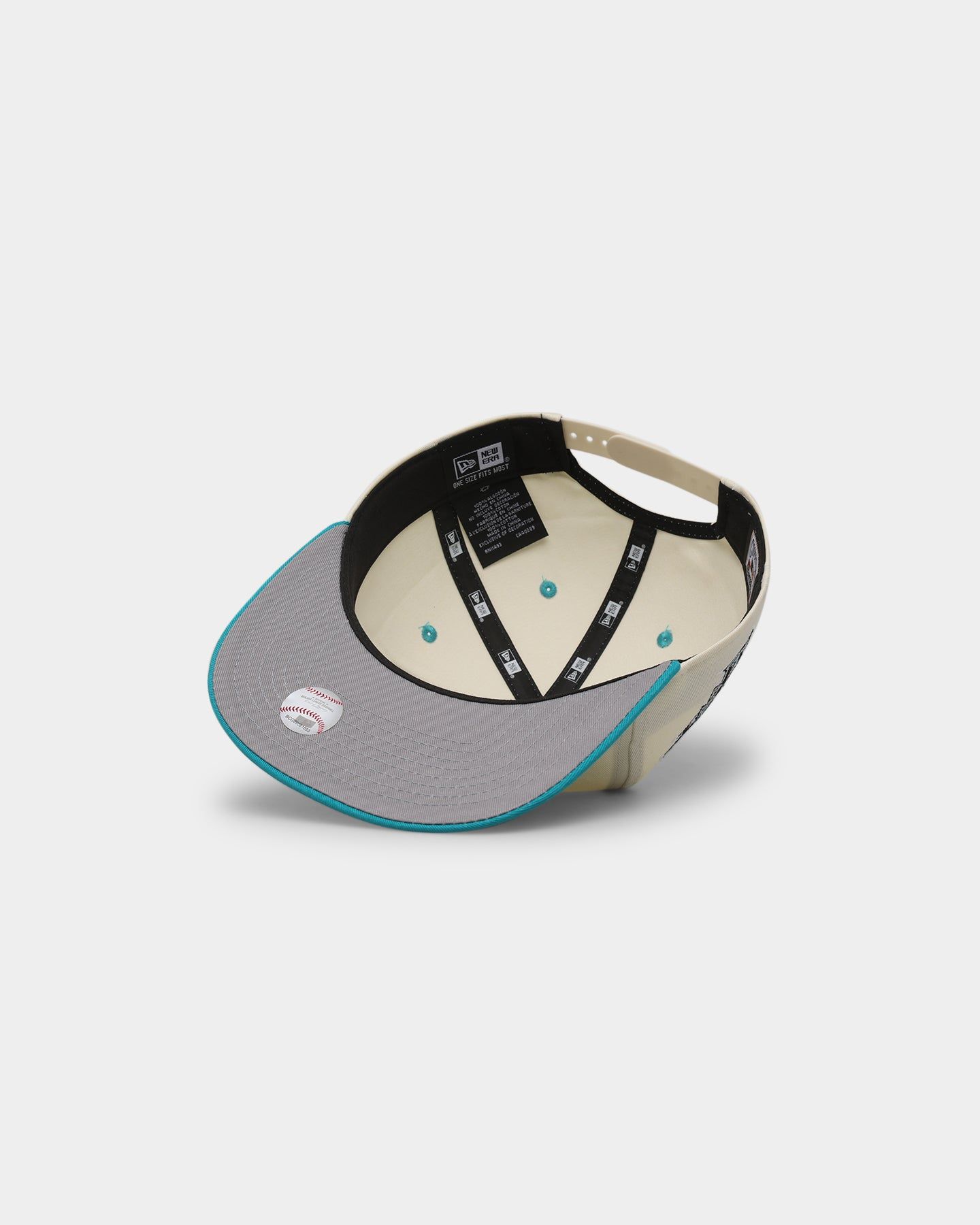New Era Florida Marlins '2000s World Series Through The Decades' 2003 World Series Golfer Snapback Chrome White sold by Culture Kings product image thumbnail 6