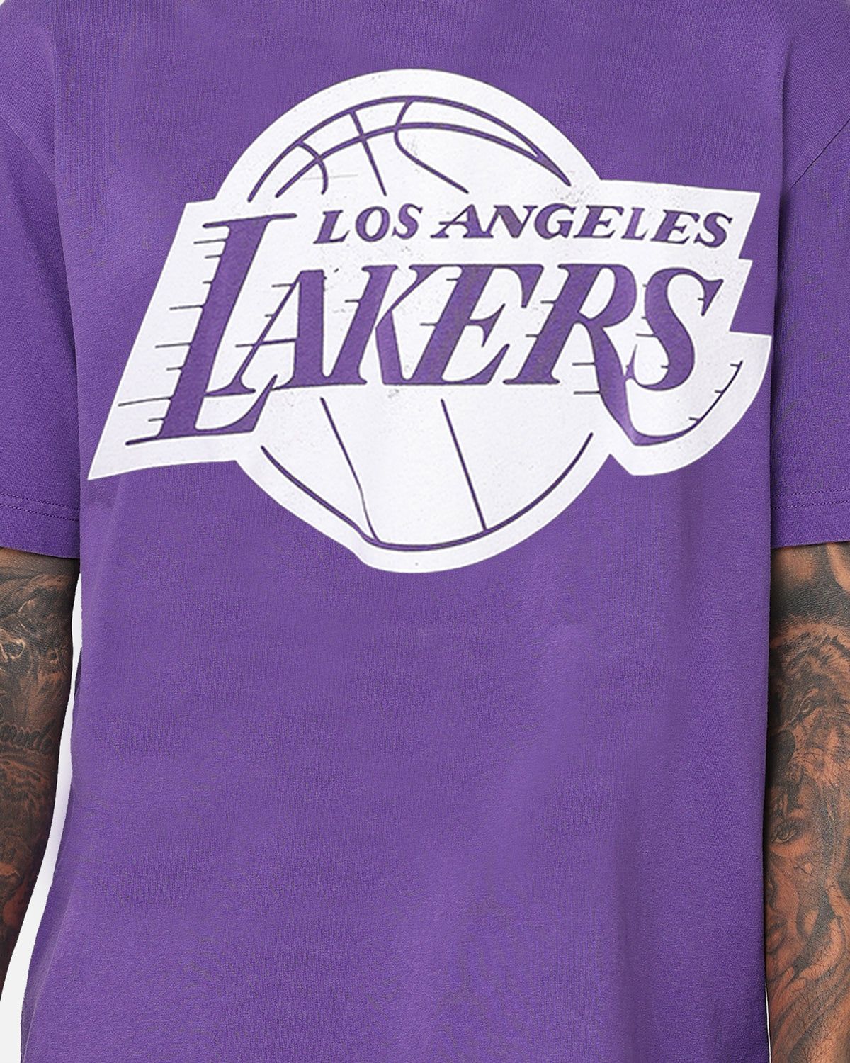 Mitchell & Ness Los Angeles Lakers XL Logo One Colour T-Shirt Faded Purple sold by Culture Kings product image thumbnail 3