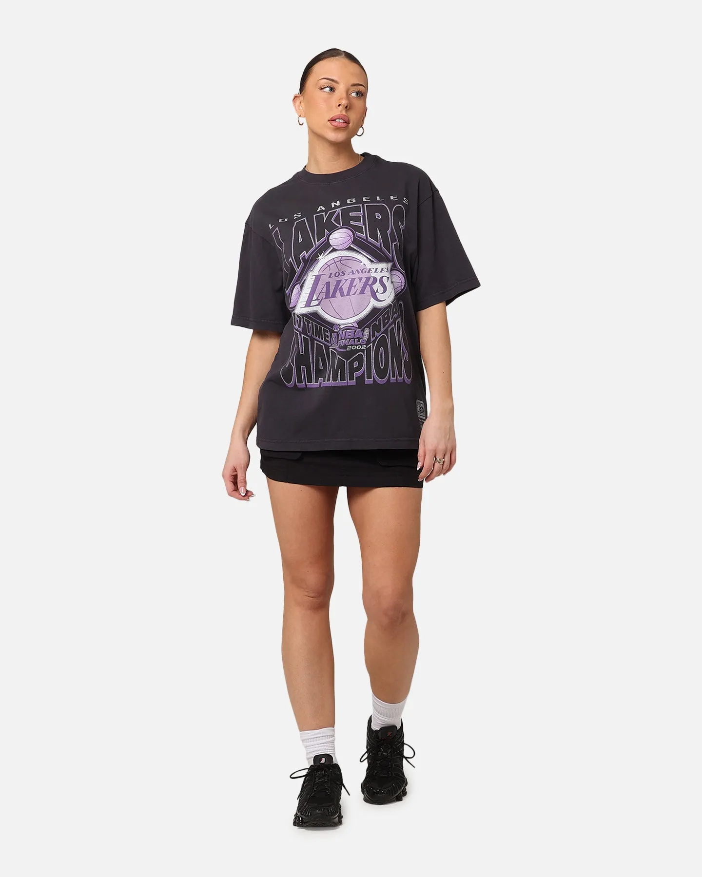 Mitchell & Ness Women's Los Angeles Lakers NBA Champs Glitter T-Shirt Overdyed Black sold by Culture Kings product image thumbnail 3