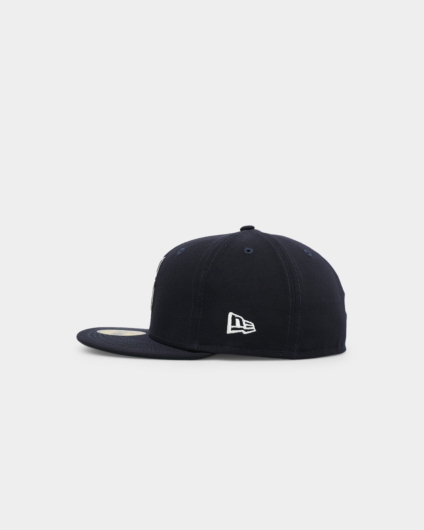 New Era Seattle Mariners Botanical 59FIFTY Fitted OTC sold by Culture Kings product image thumbnail 4