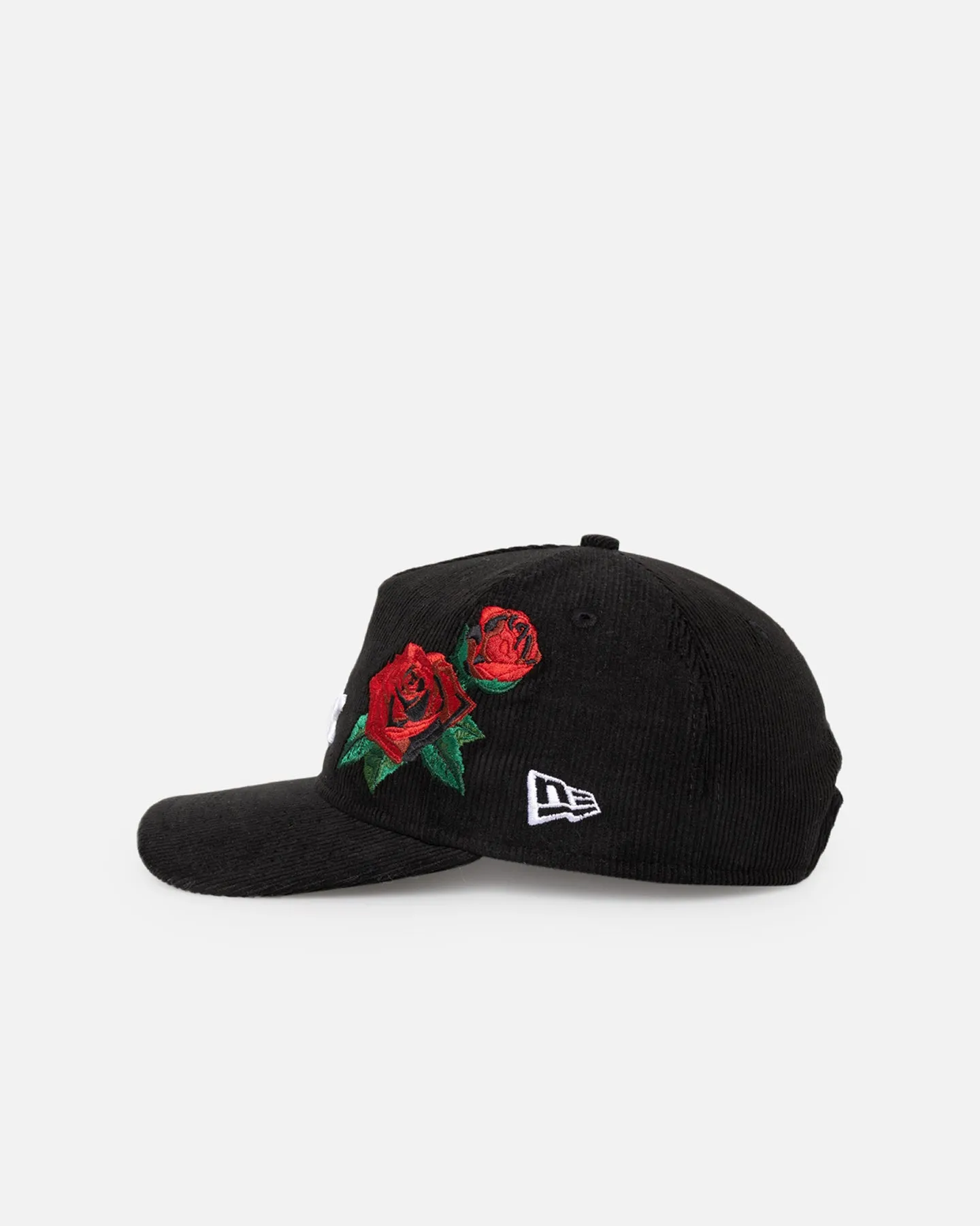 New Era Chicago White Sox 'Corduroy Roses' Golfer Pre-Curved Snapback Black Corduroy/White sold by Culture Kings product image thumbnail 5