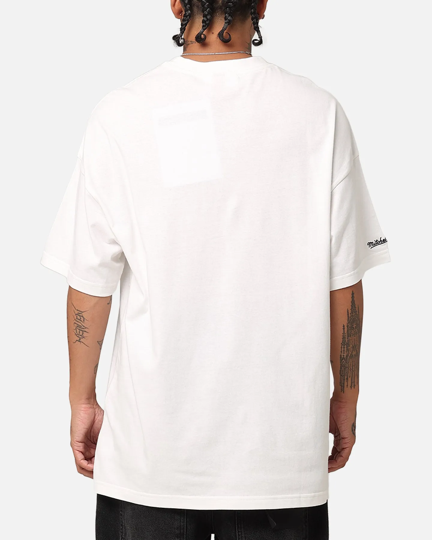 Mitchell & Ness Chicago Bulls Dennis Rodman Real Lies T-Shirt Vintage White sold by Culture Kings product image thumbnail 3