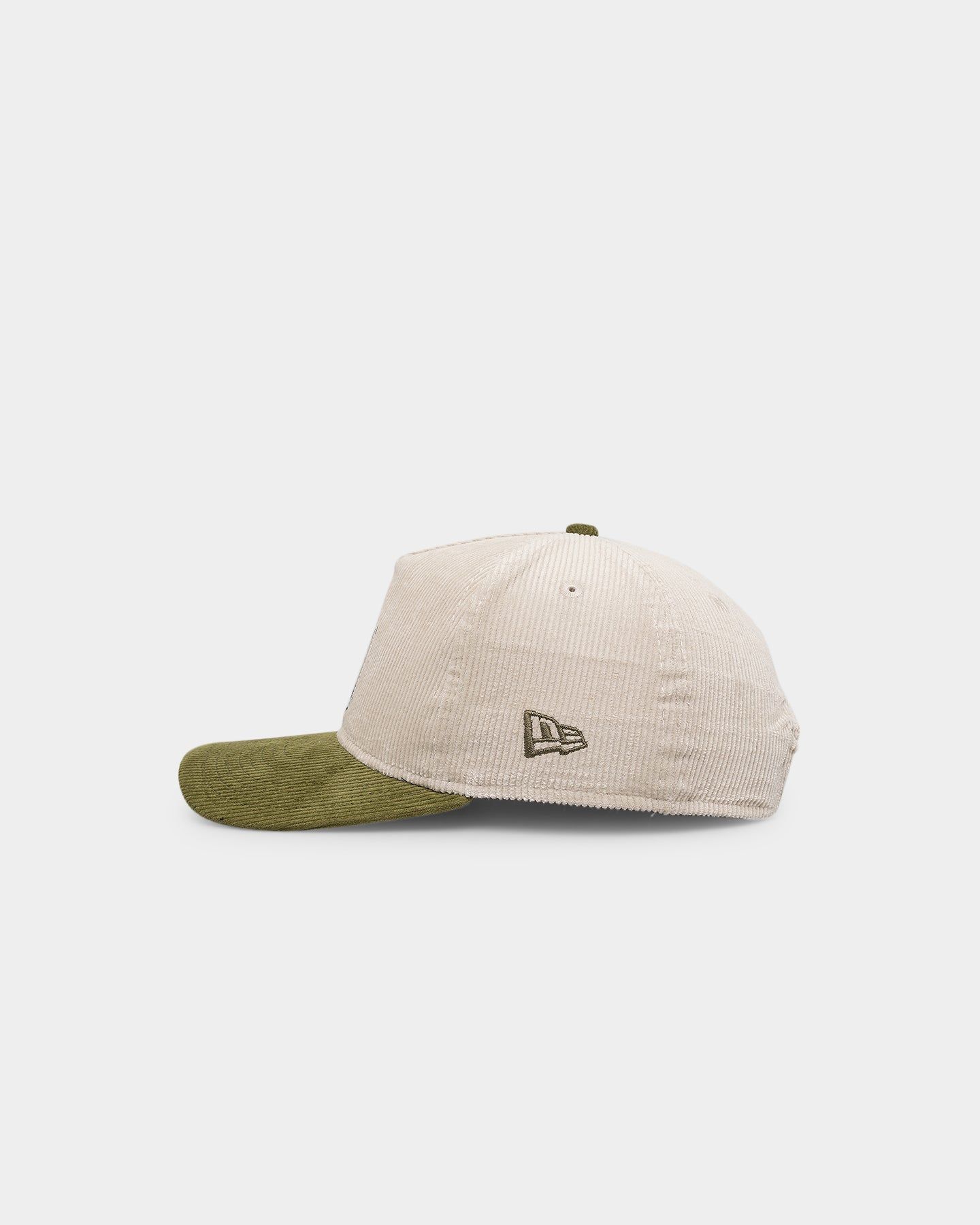 New Era San Diego Padres 'Dusty Olive' Corduroy Golfer Snapback Green Med sold by Culture Kings product image thumbnail 4