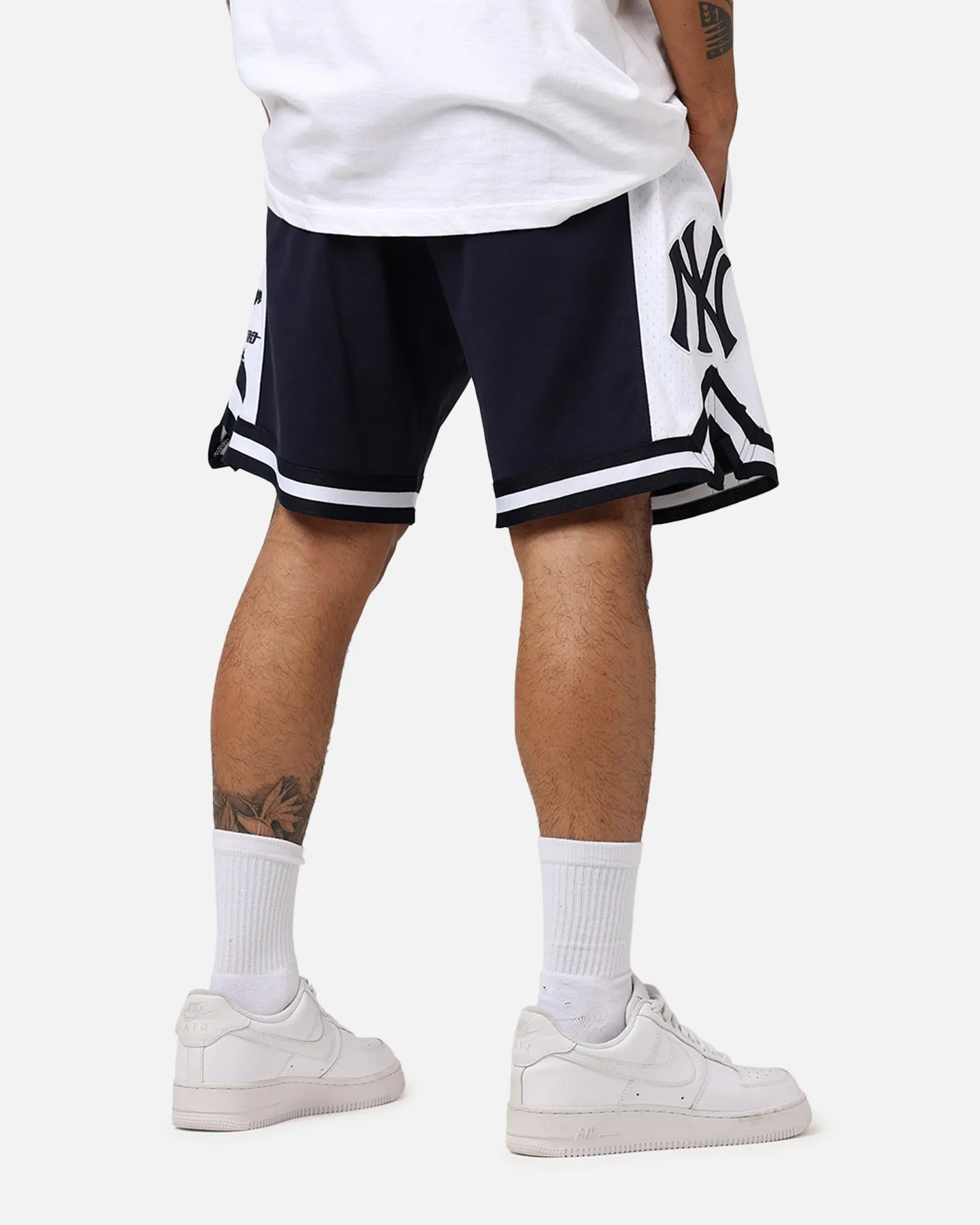 Pro Standard New York Yankees Fast Lane 2.0 Shorts Midnight Navy sold by Culture Kings product image thumbnail 3