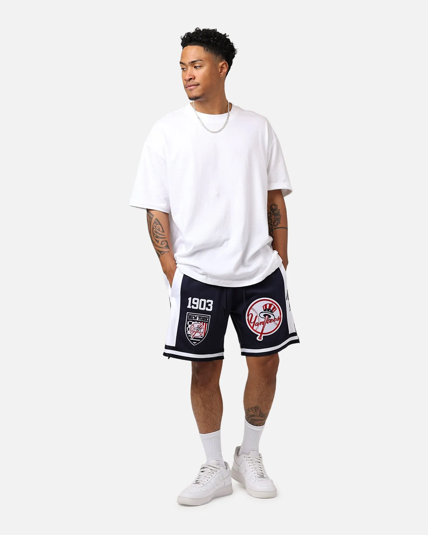 Pro Standard New York Yankees Fast Lane 2.0 Shorts Midnight Navy sold by Culture Kings product image thumbnail 2