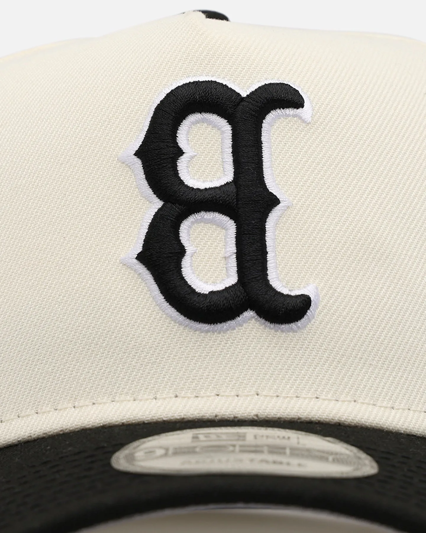 New Era Boston Red Sox 'Chrome Upside Down Logo' 9FORTY A-Frame Snapback Chrome/Black sold by Culture Kings product image thumbnail 5