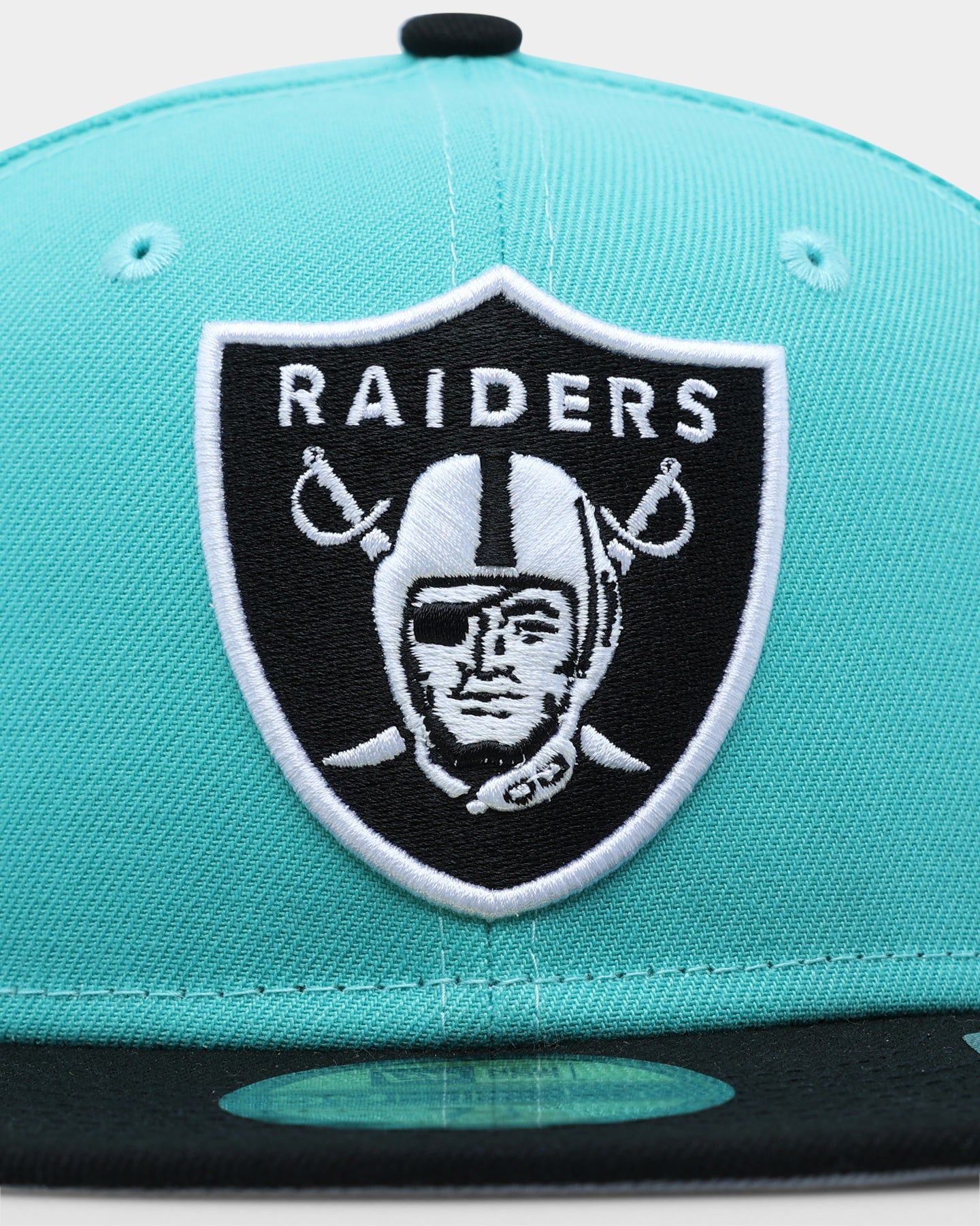 New Era Las Vegas Raiders 'Cool Mint' 2-Tone 59FIFTY Fitted Mint/Black sold by Culture Kings product image thumbnail 5
