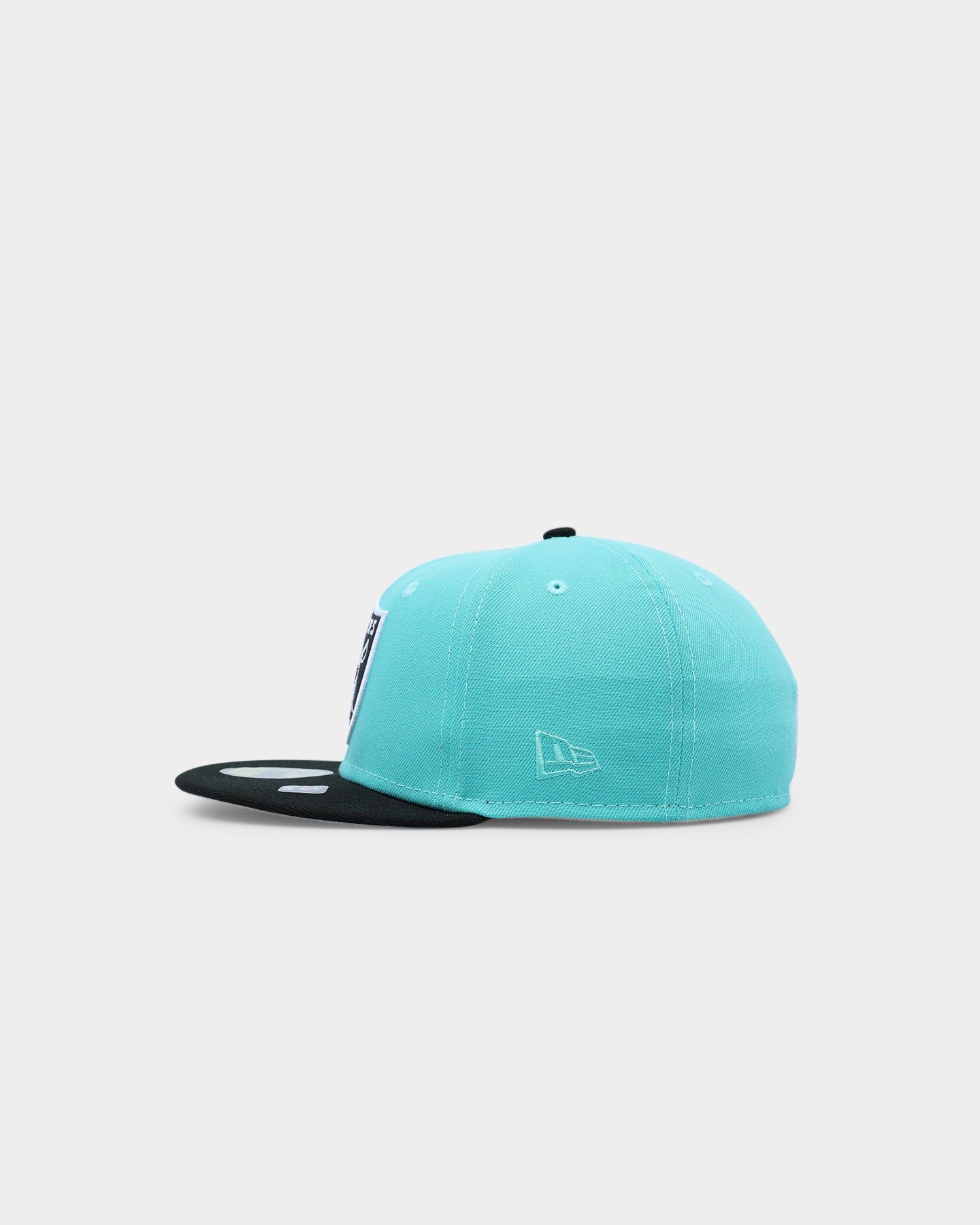 New Era Las Vegas Raiders 'Cool Mint' 2-Tone 59FIFTY Fitted Mint/Black sold by Culture Kings product image thumbnail 4