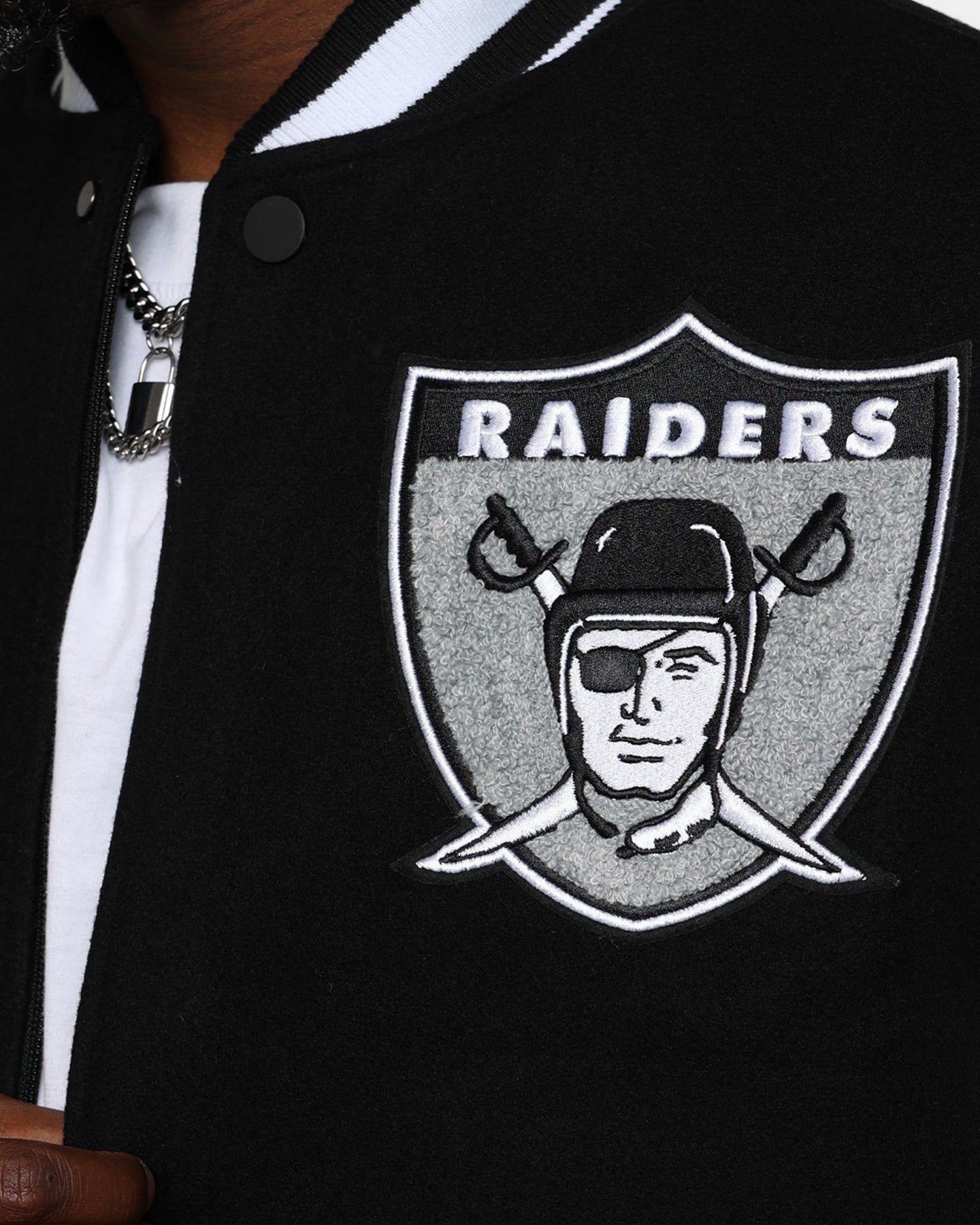 Pro Standard Oakland Raiders Wool Varsity Jacket Black/White sold by Culture Kings product image thumbnail 9