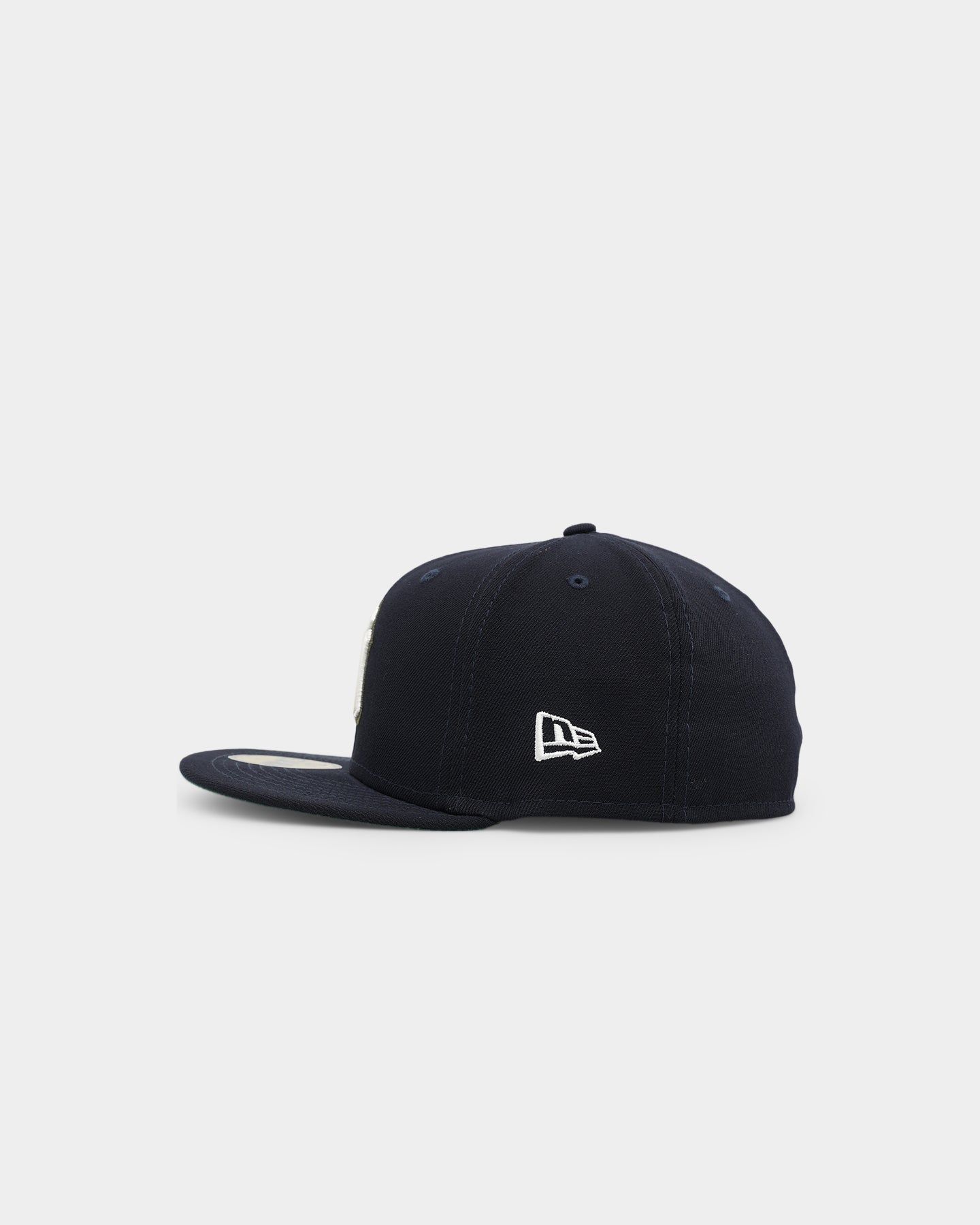 New Era New York Yankees Botanical 59FIFTY Fitted OTC sold by Culture Kings product image thumbnail 4