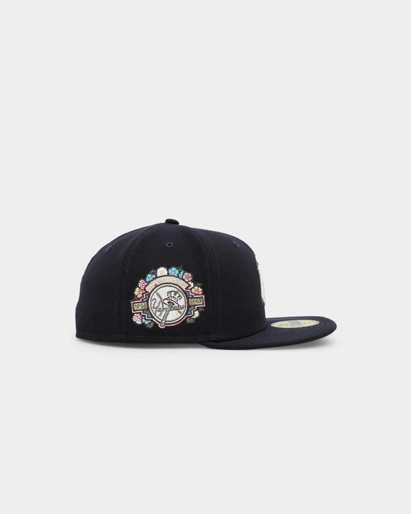 New Era New York Yankees Botanical 59FIFTY Fitted OTC sold by Culture Kings product image thumbnail 3