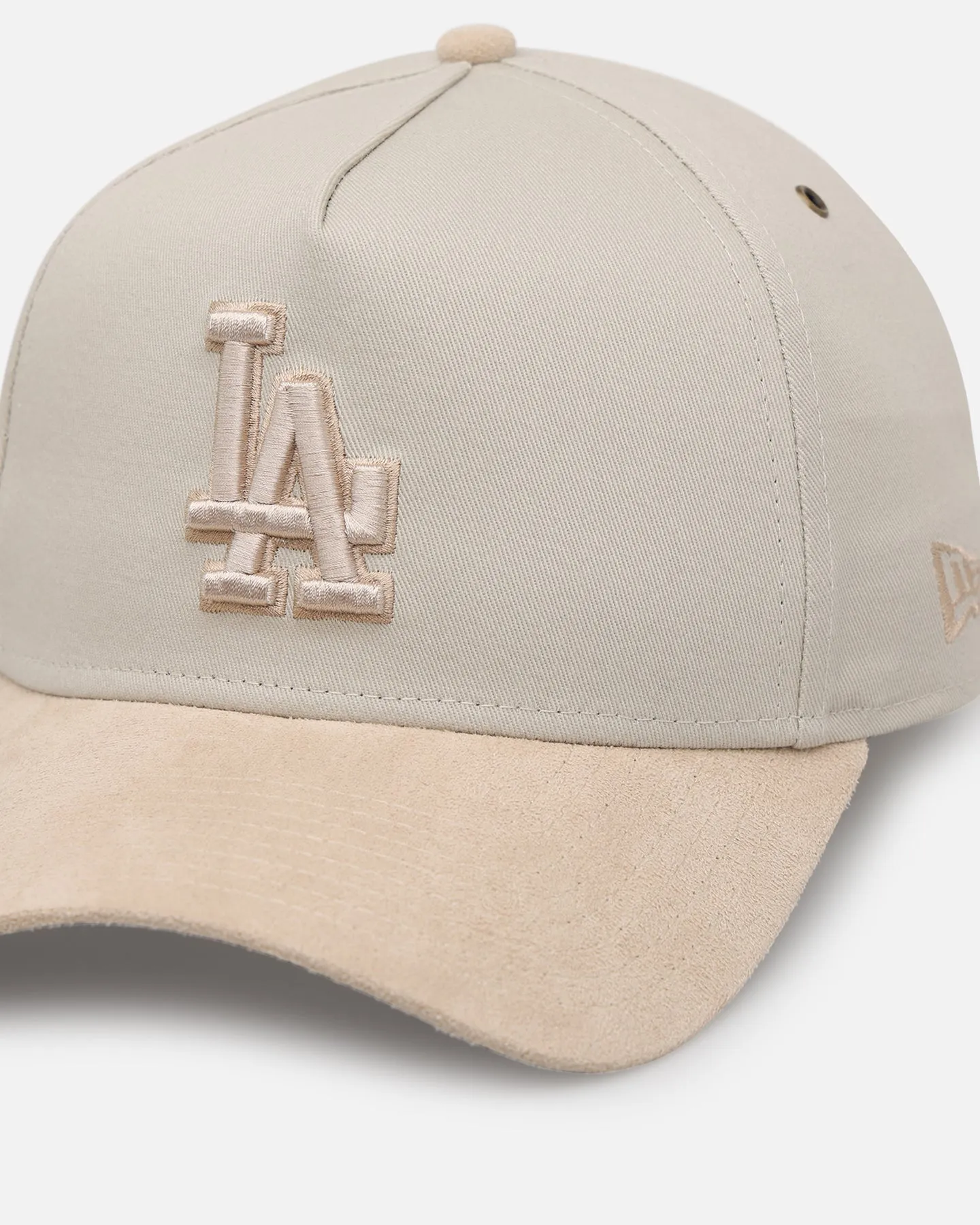 New Era Los Angeles Dodgers 'Cream Suede' 9FORTY A-Frame Strapback Stone/Oatmilk sold by Culture Kings product image thumbnail 2