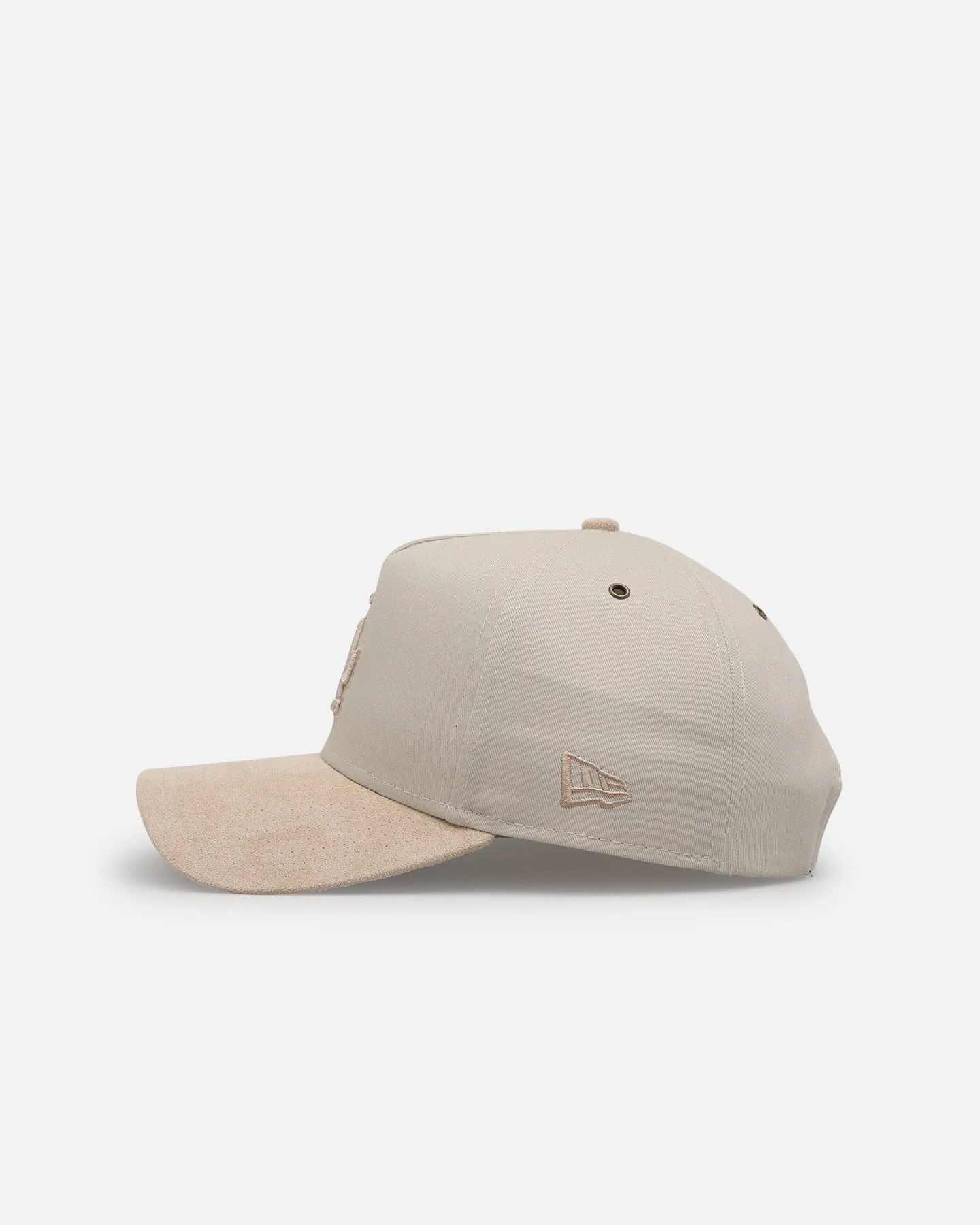 New Era Los Angeles Dodgers 'Cream Suede' 9FORTY A-Frame Strapback Stone/Oatmilk sold by Culture Kings product image thumbnail 5