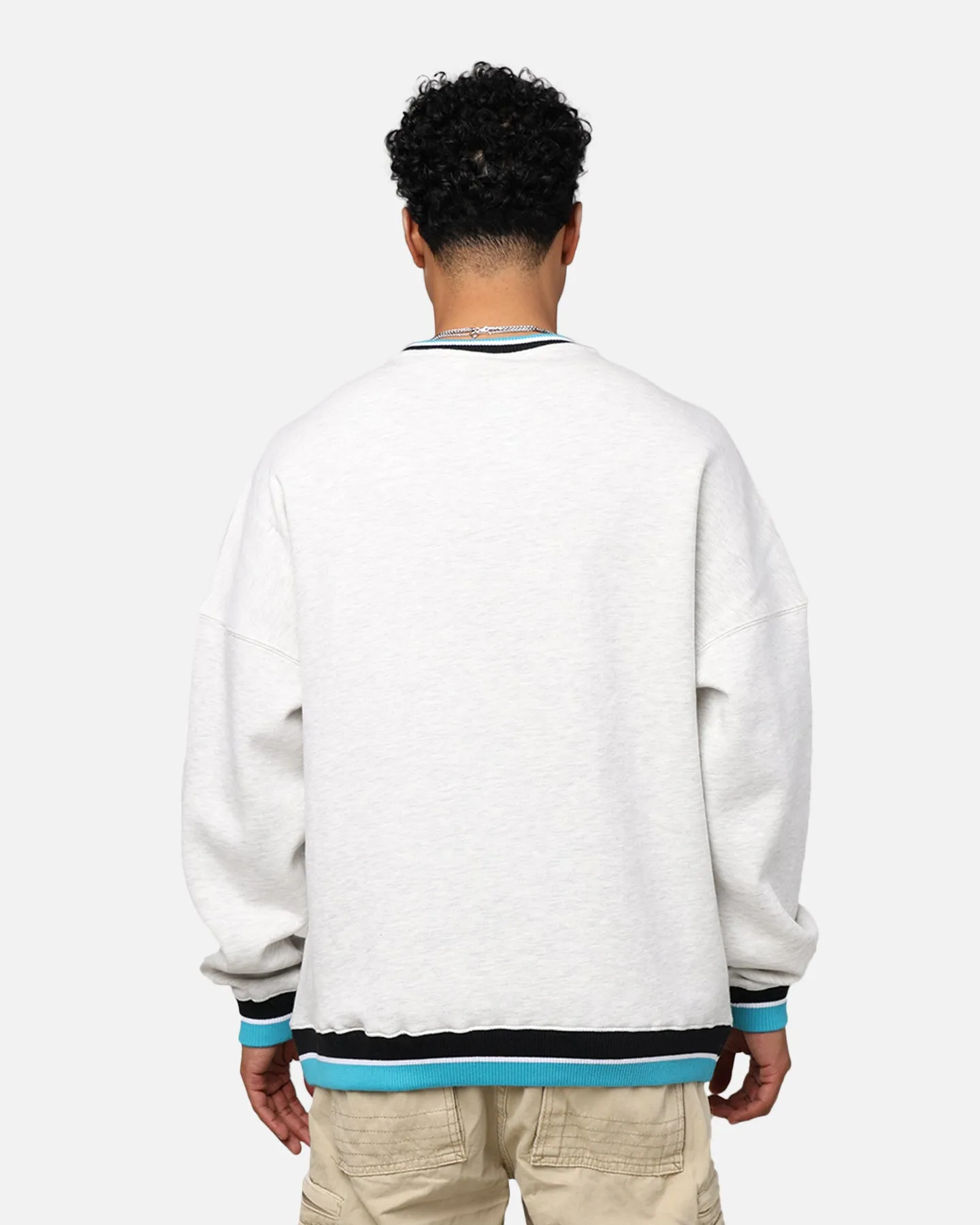 Mitchell & Ness Memphis Grizzlies Shooting Crewneck Silver Marle sold by Culture Kings product image thumbnail 4