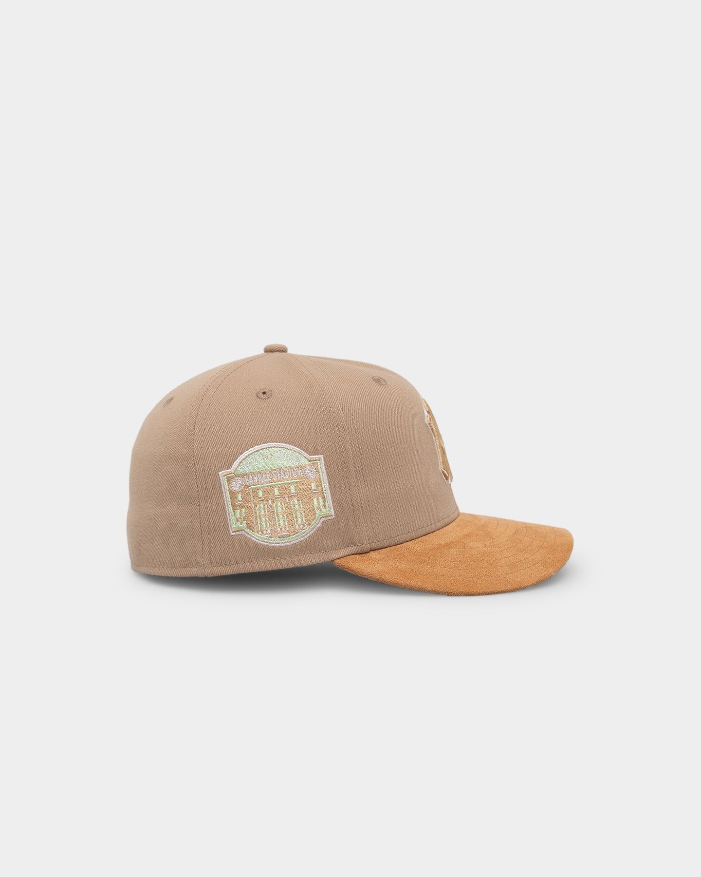 New Era New York Yankees 'Desert Suede' 59FIFTY Fitted Camel/Wheat sold by Culture Kings product image thumbnail 3