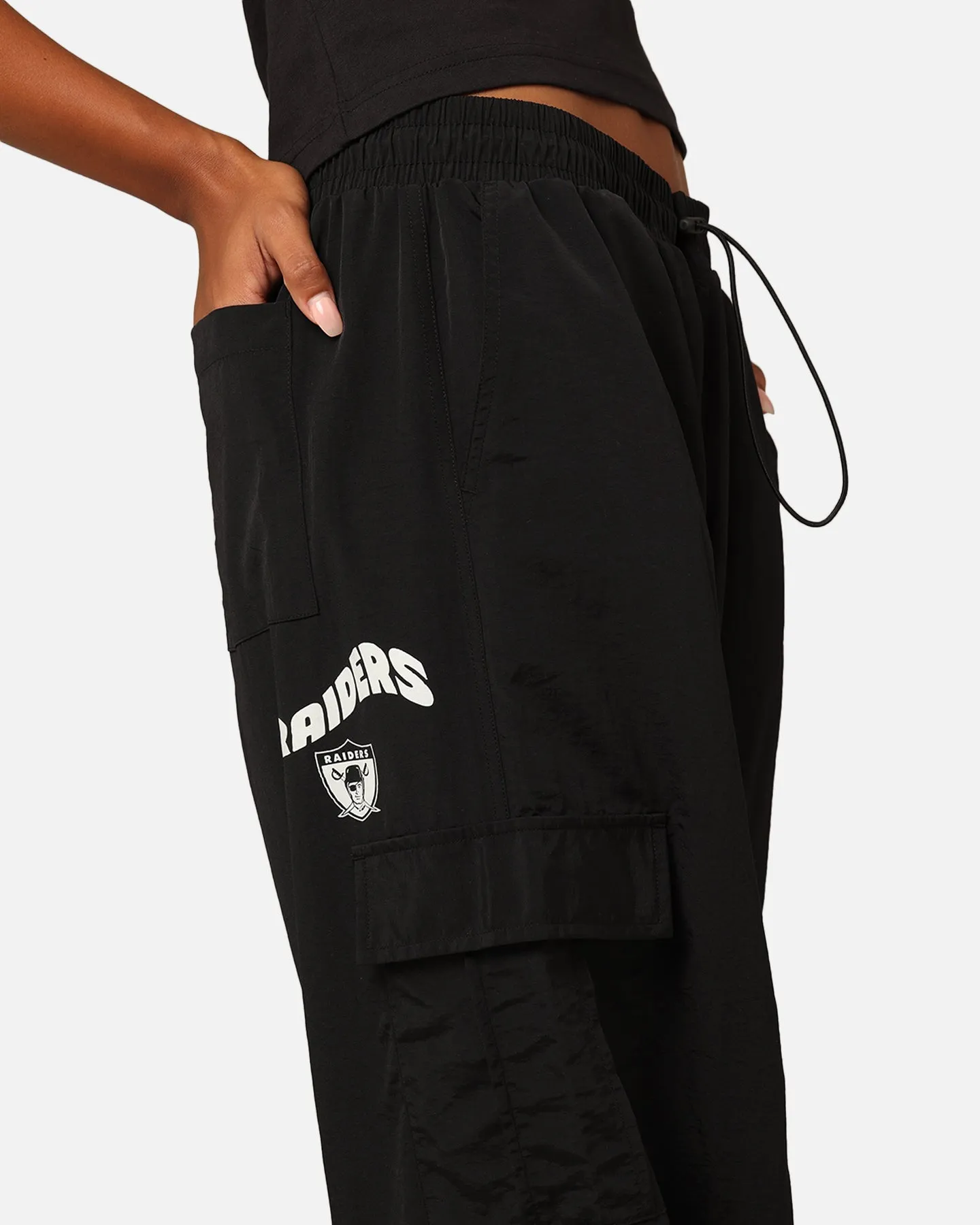 Mitchell & Ness Women's Oakland Raiders Wavey Text Cargo Pants Black sold by Culture Kings product image thumbnail 3