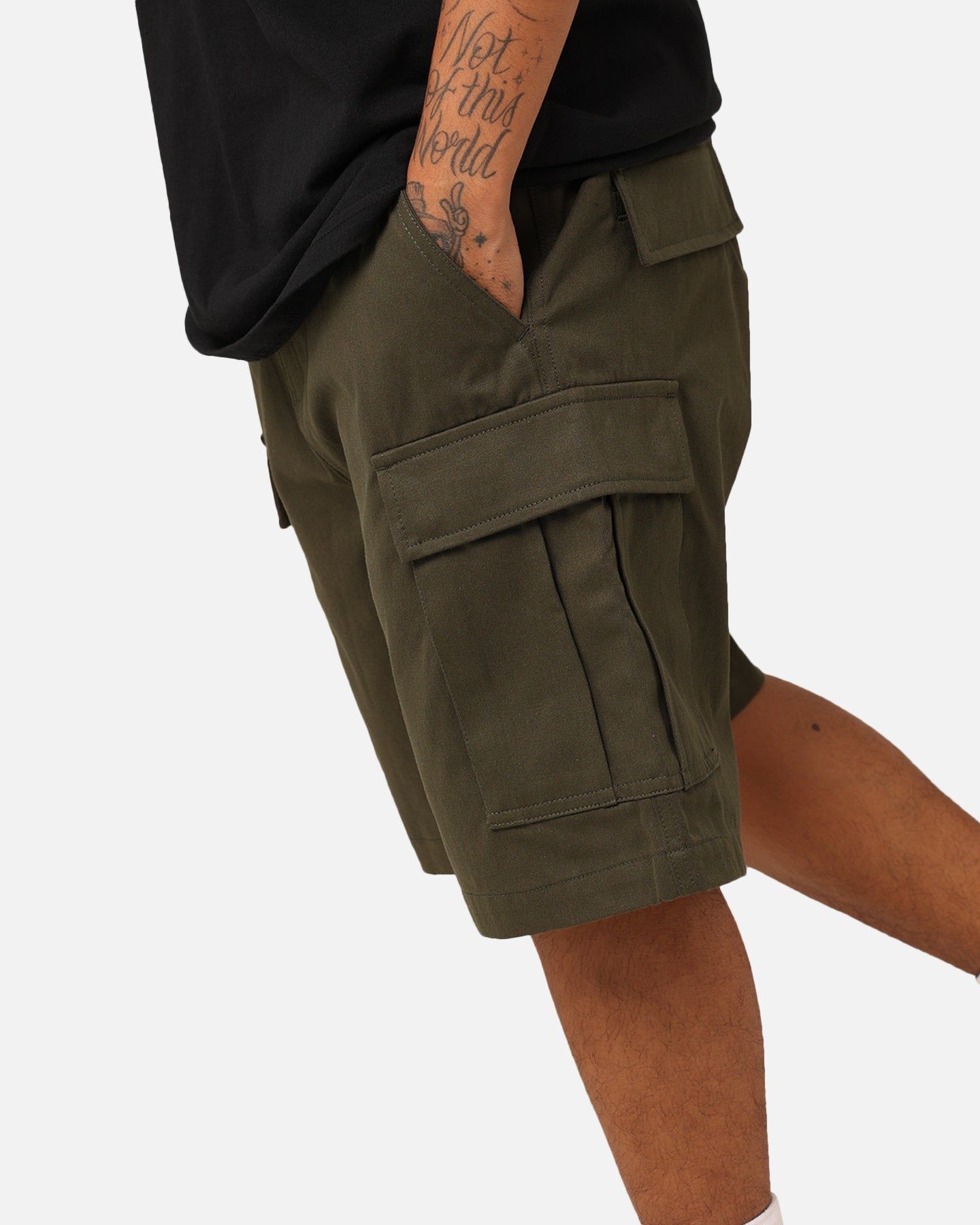 X-Large Cargo 91 Shorts Army sold by Culture Kings product image thumbnail 4