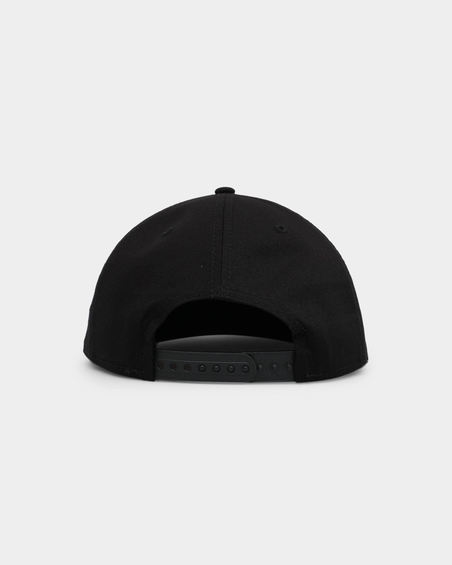 New Era Las Vegas Raiders 'Throwback Raiders' Golfer Snapback Black sold by Culture Kings product image thumbnail 2