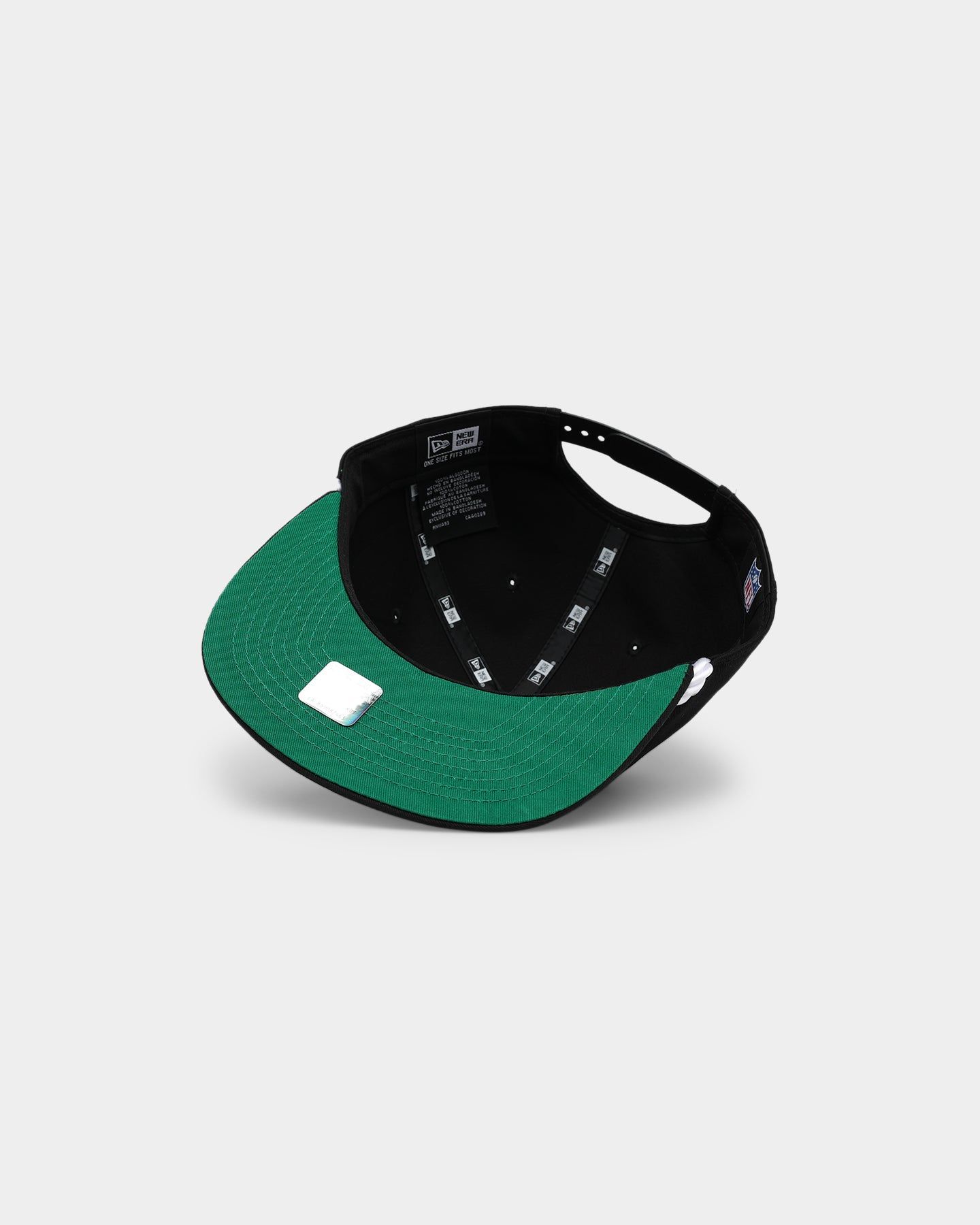 New Era Las Vegas Raiders 'Throwback Raiders' Golfer Snapback Black sold by Culture Kings product image thumbnail 6
