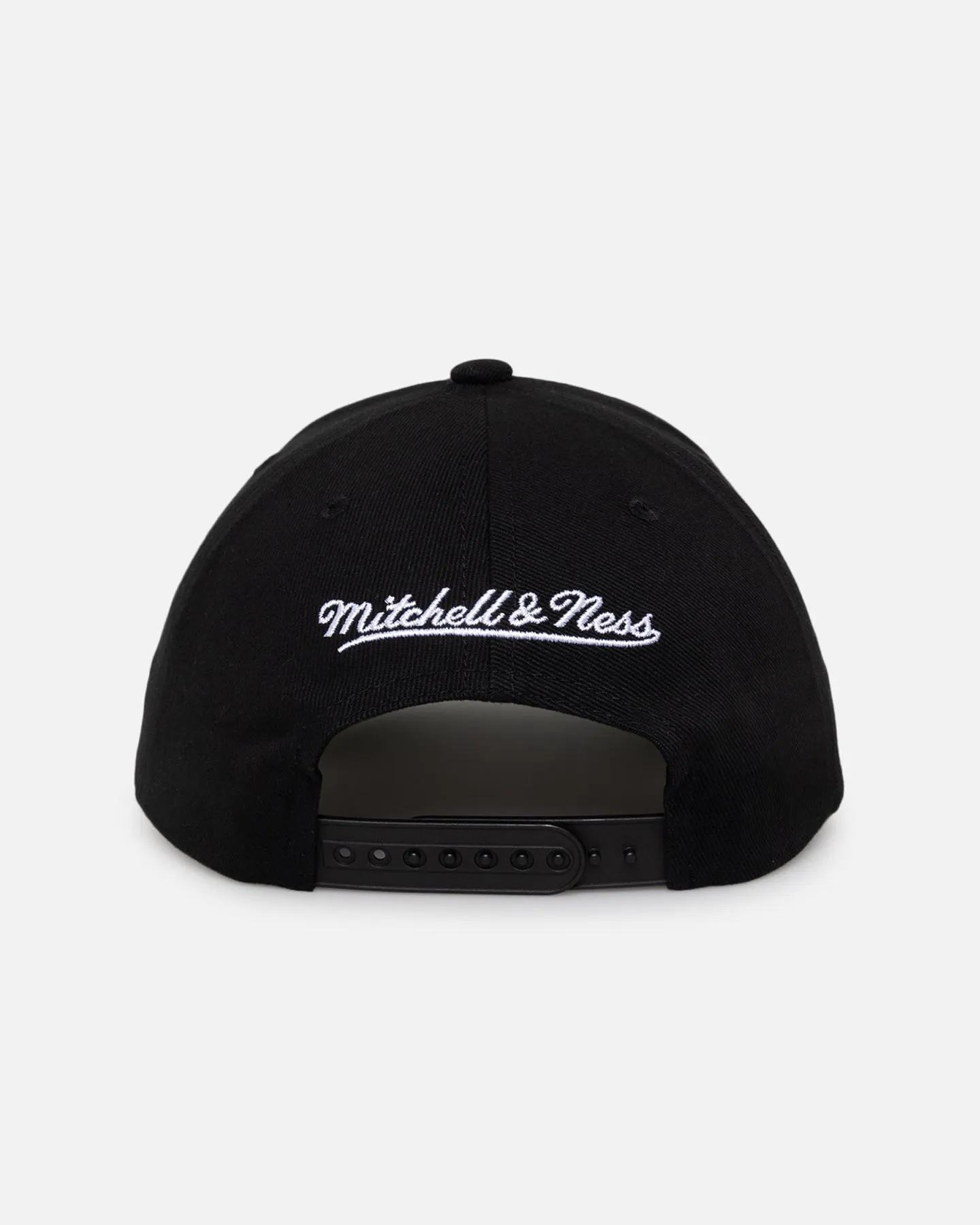 Mitchell & Ness Los Angeles Lakers NBA Finals Pro Crown Snapback Black sold by Culture Kings product image thumbnail 2