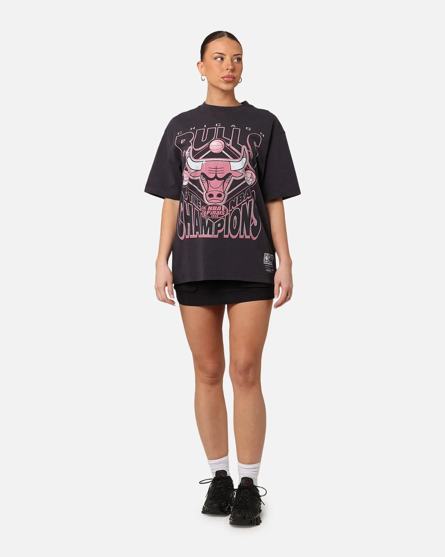 Mitchell & Ness Women's Chicago Bulls NBA Champs Glitter T-Shirt Overdyed Black sold by Culture Kings product image thumbnail 3