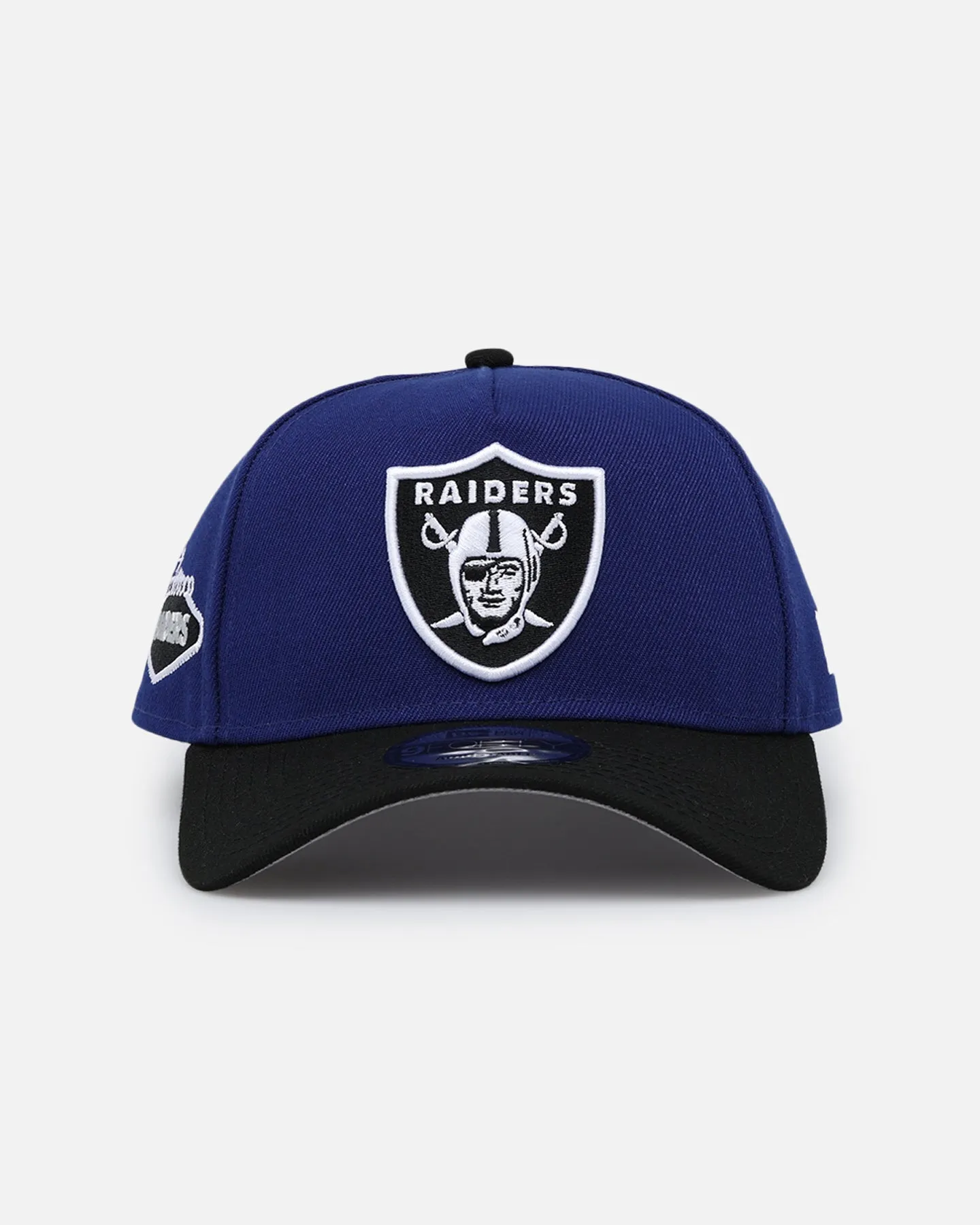 New Era Las Vegas Raiders 'Royal Reign' 9FORTY A-Frame Snapback Dark Royal/Black sold by Culture Kings