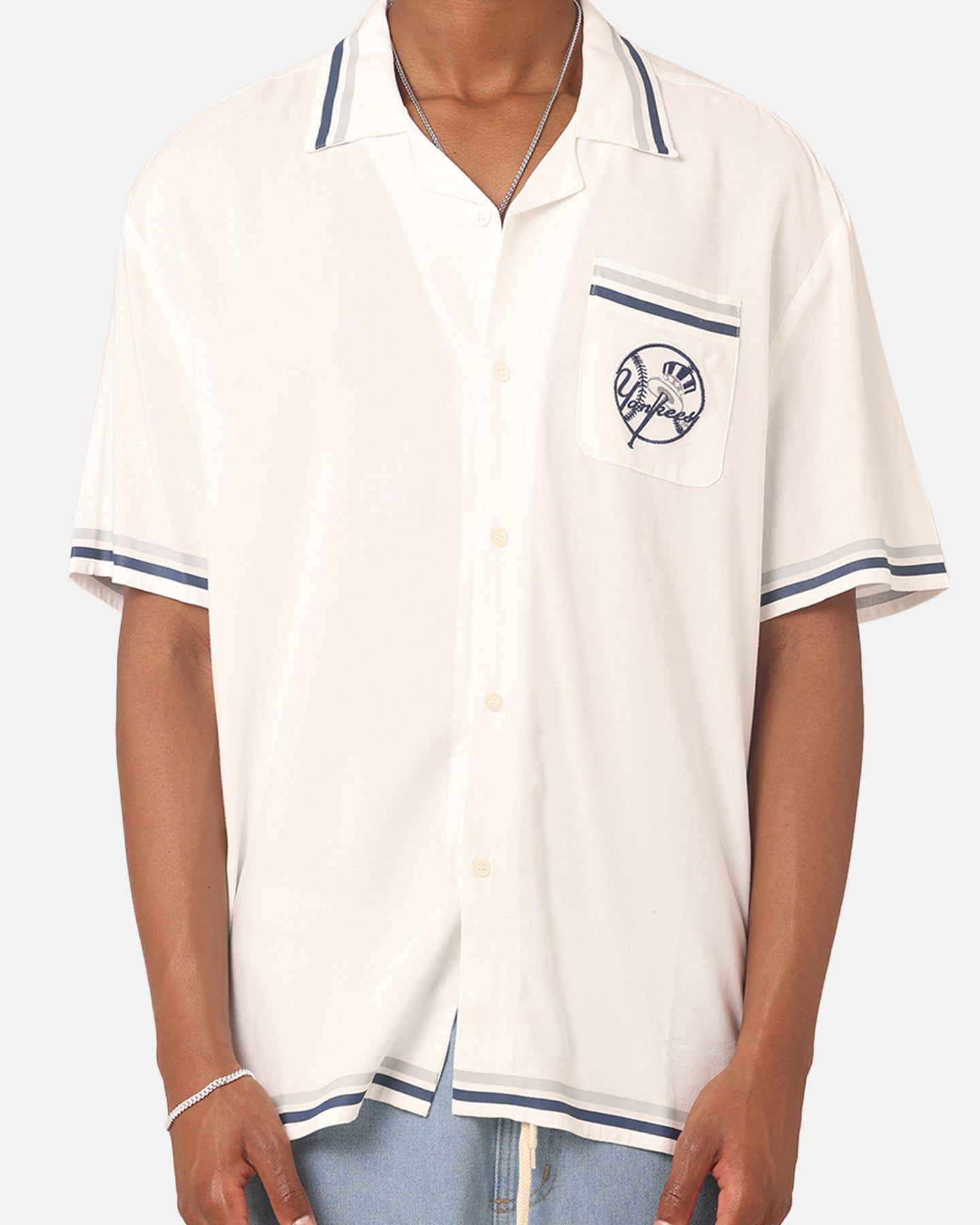 Majestic Athletic New York Yankees MLB Team Shirt Vintage White sold by Culture Kings product image thumbnail 4