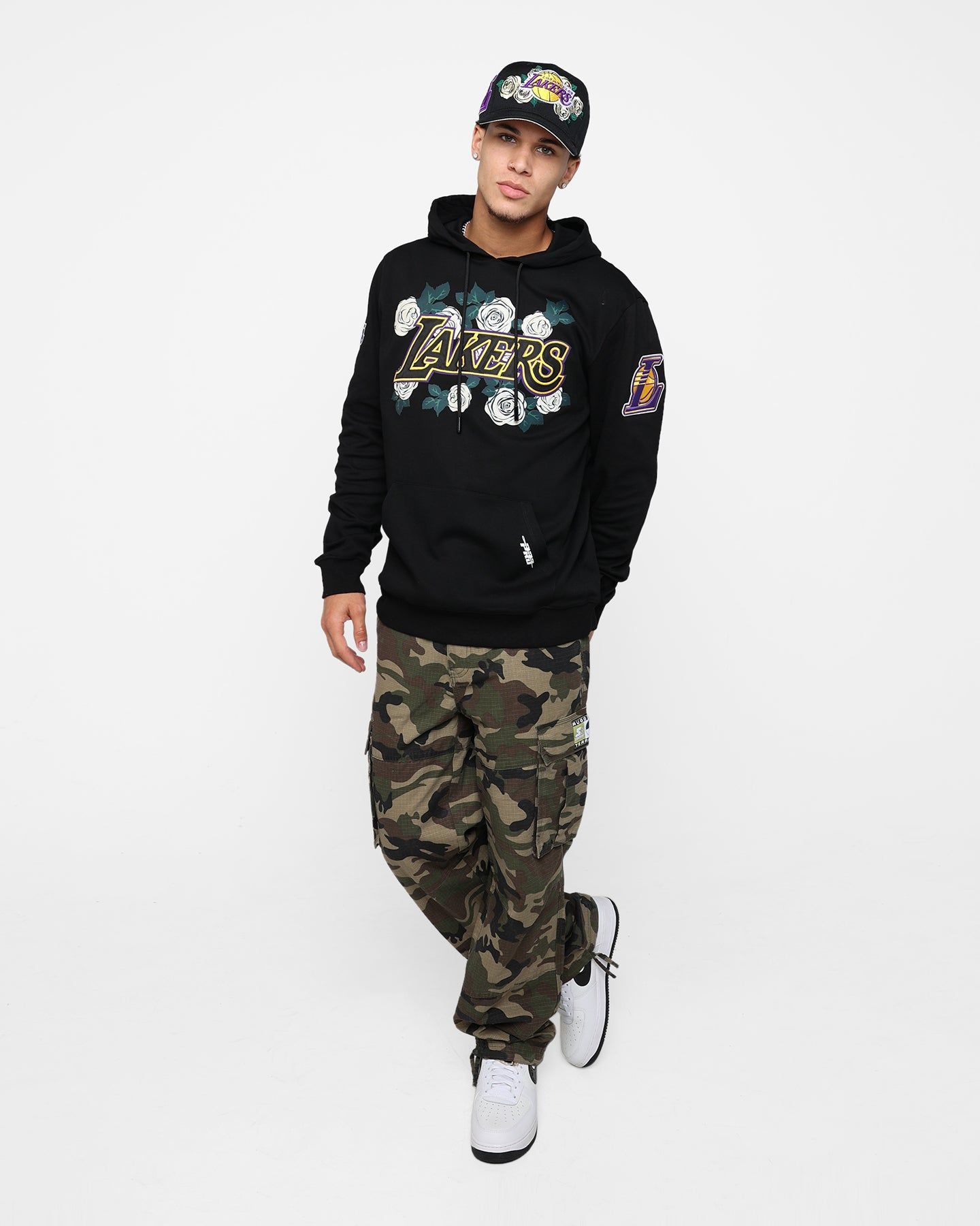 Pro Standard Los Angeles Lakers Roses Hoodie Black sold by Culture Kings product image thumbnail 3