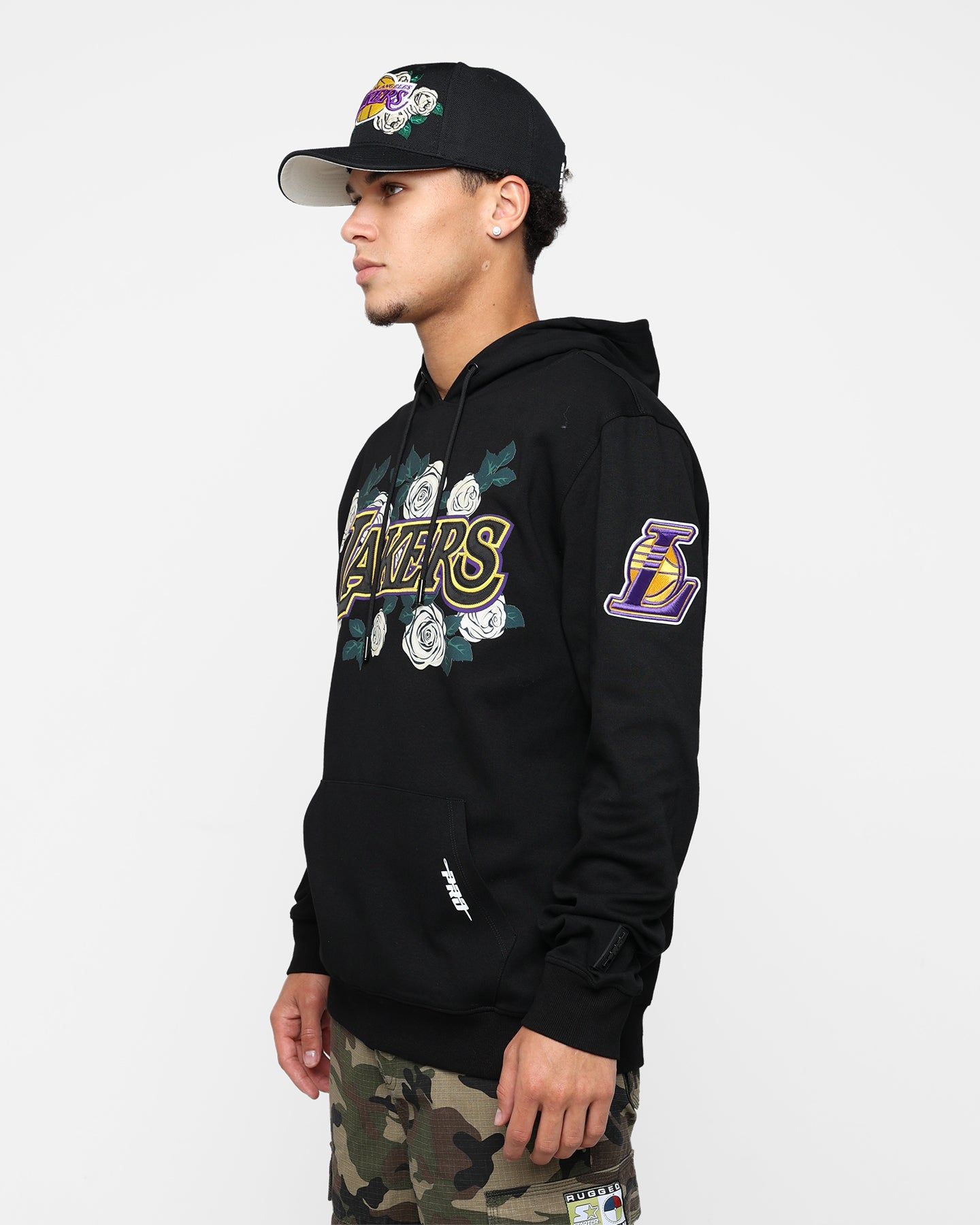 Pro Standard Los Angeles Lakers Roses Hoodie Black sold by Culture Kings product image thumbnail 7