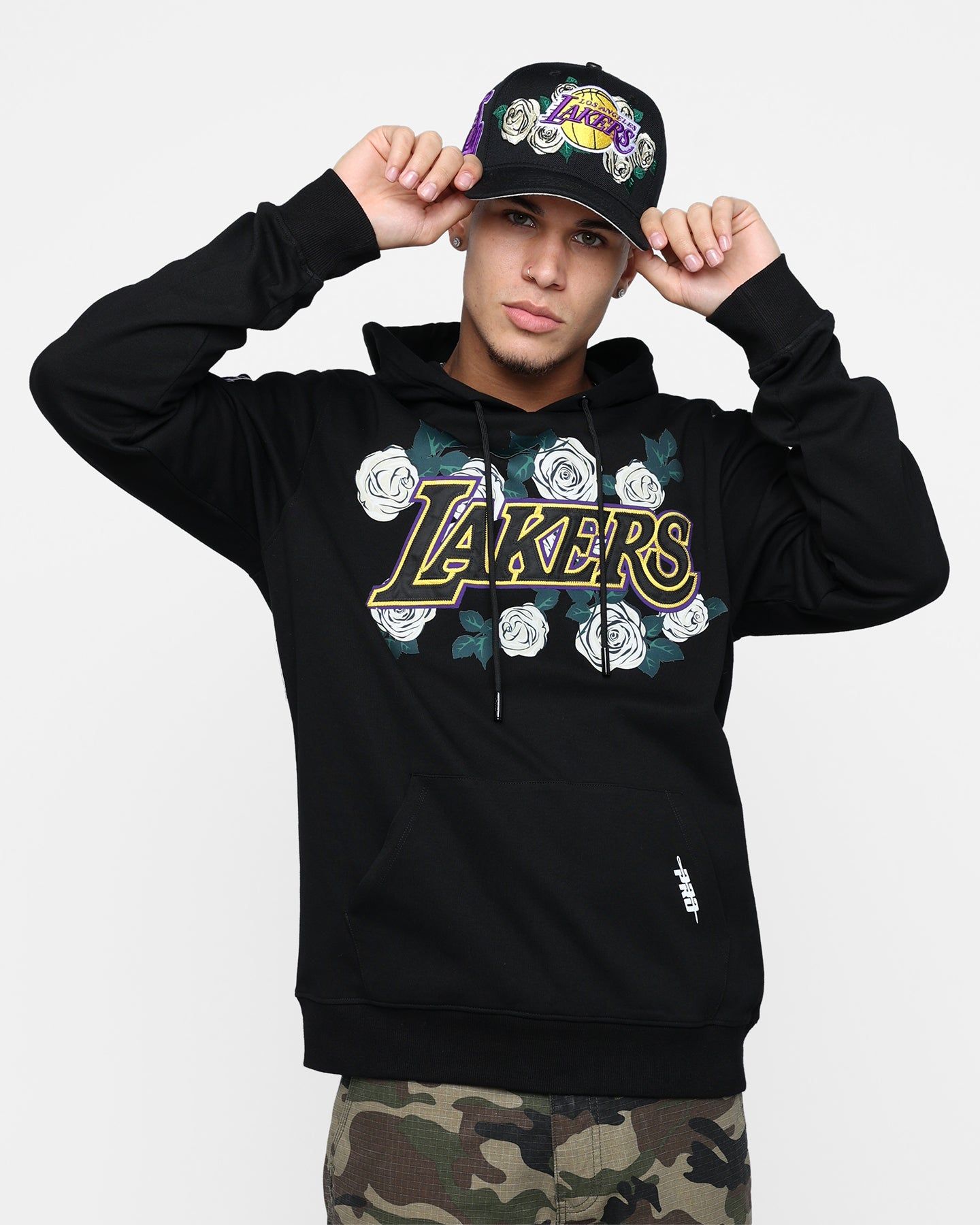 Pro Standard Los Angeles Lakers Roses Hoodie Black sold by Culture Kings product image thumbnail 2