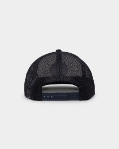 New Era New York Yankees Golfer Trucker Snapback White/Navy sold by Culture Kings