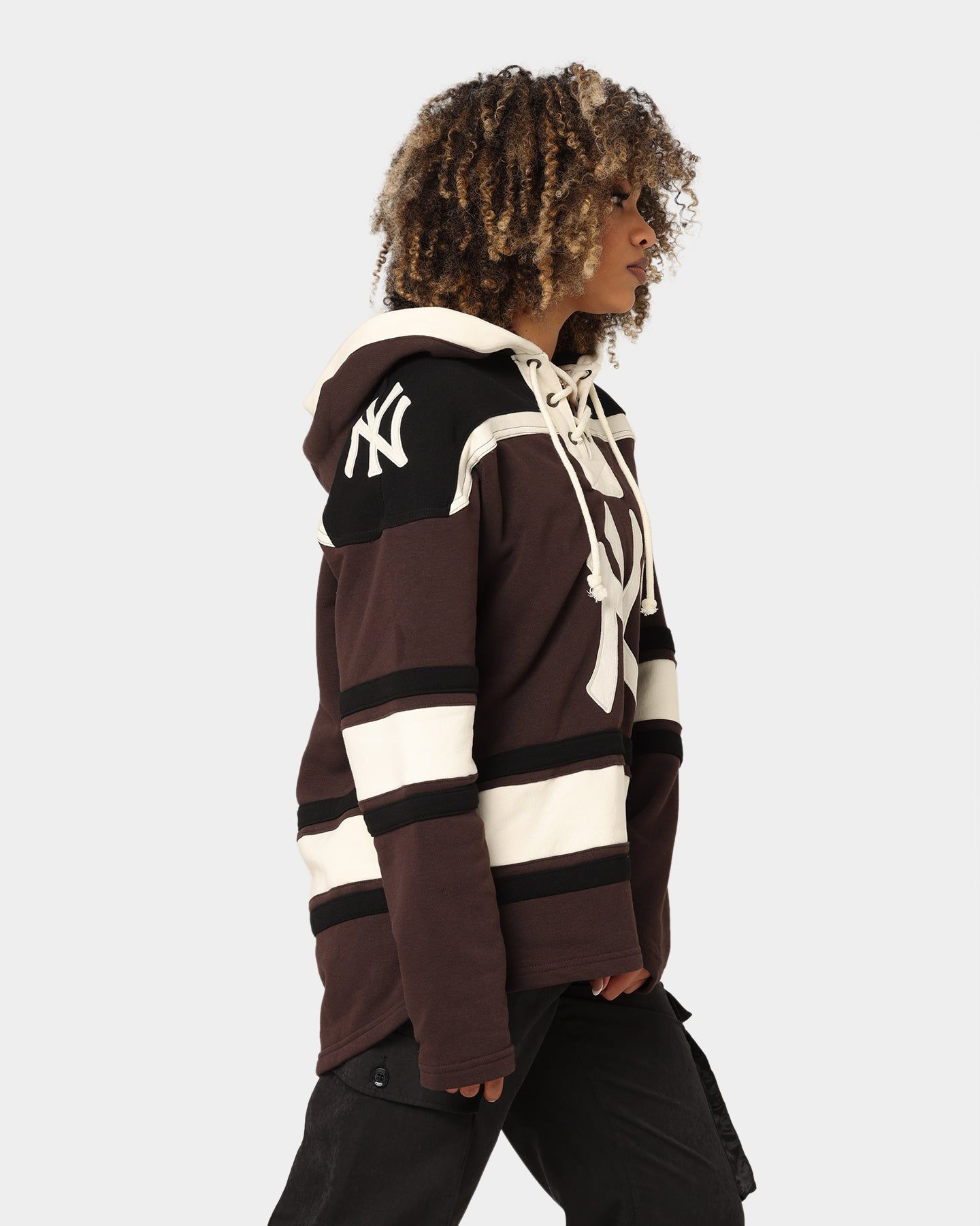 47 Brand New York Yankees Superior Lacer Hoodie Brown sold by Culture Kings product image thumbnail 5