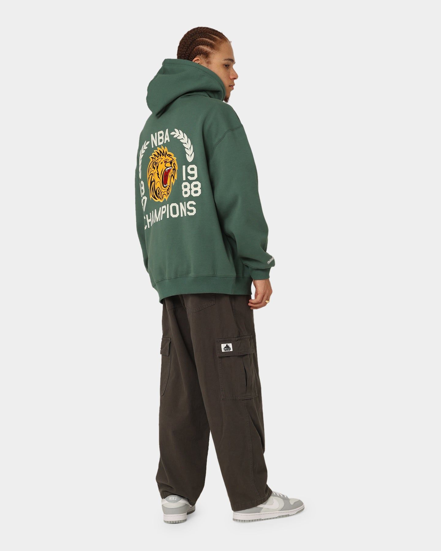Mitchell & Ness Los Angeles Lakers Repeat Varsity Champions Hoodie Forest Green sold by Culture Kings product image thumbnail 3