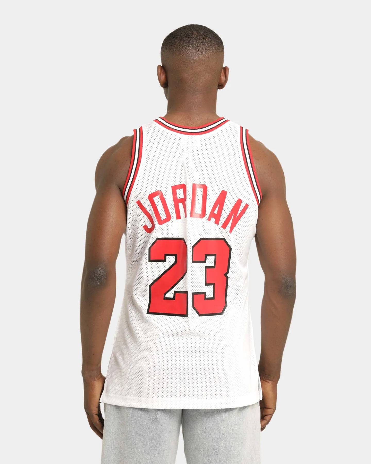 Mitchell & Ness Chicago Bulls Michael Jordan '91-'92 #23 Home Game Authentic Jersey White sold by Culture Kings product image thumbnail 5
