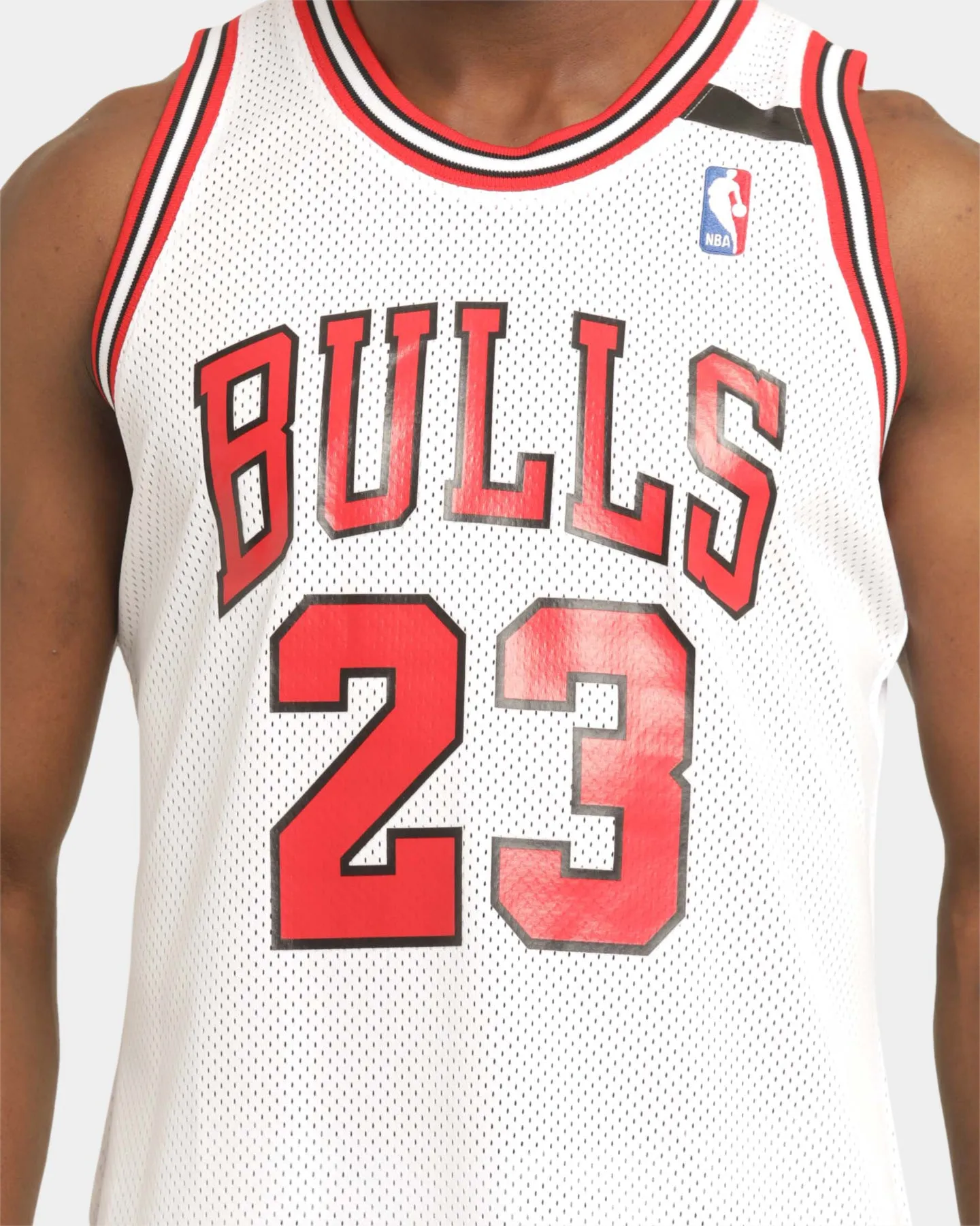 Mitchell & Ness Chicago Bulls Michael Jordan '91-'92 #23 Home Game Authentic Jersey White sold by Culture Kings product image thumbnail 4