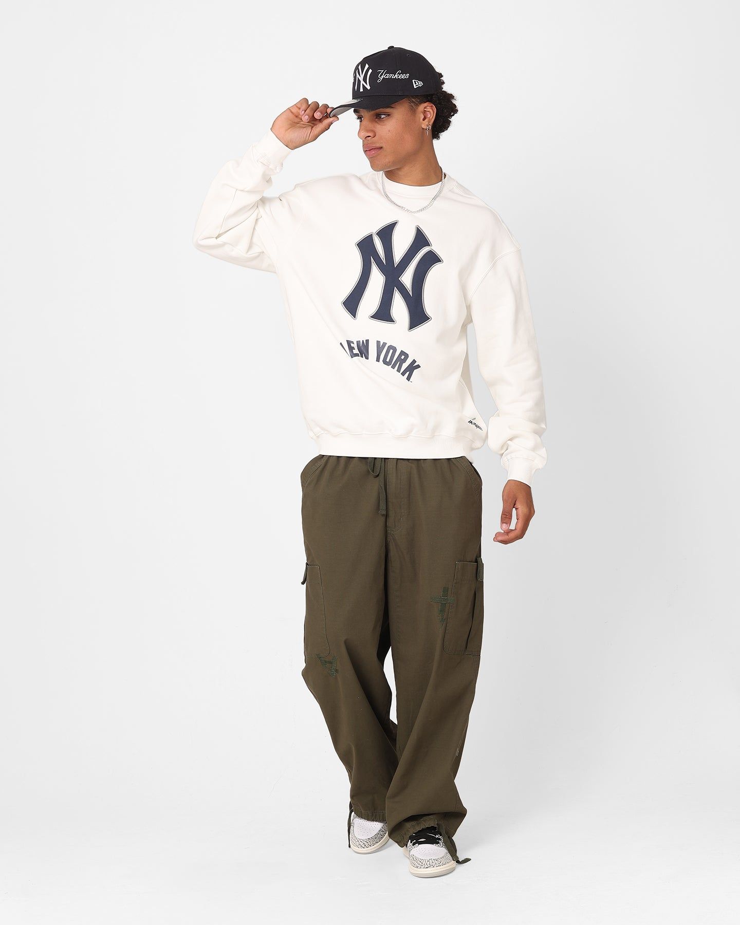 Majestic Athletic New York Yankees Athletic Logo Crewneck Vintage White sold by Culture Kings product image thumbnail 2