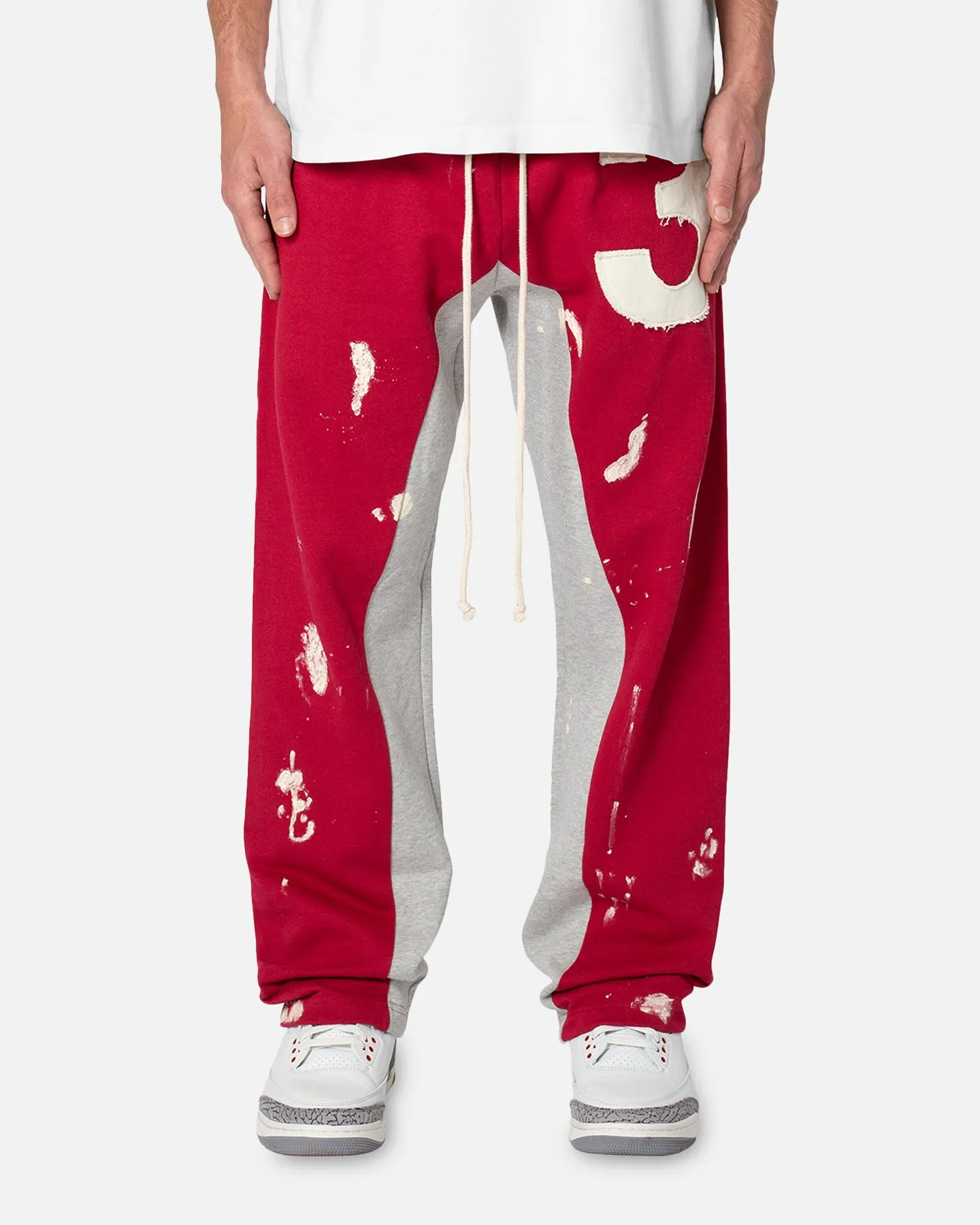 MNML 3 Patch Contrast Sweatpants Grey/Red sold by Culture Kings