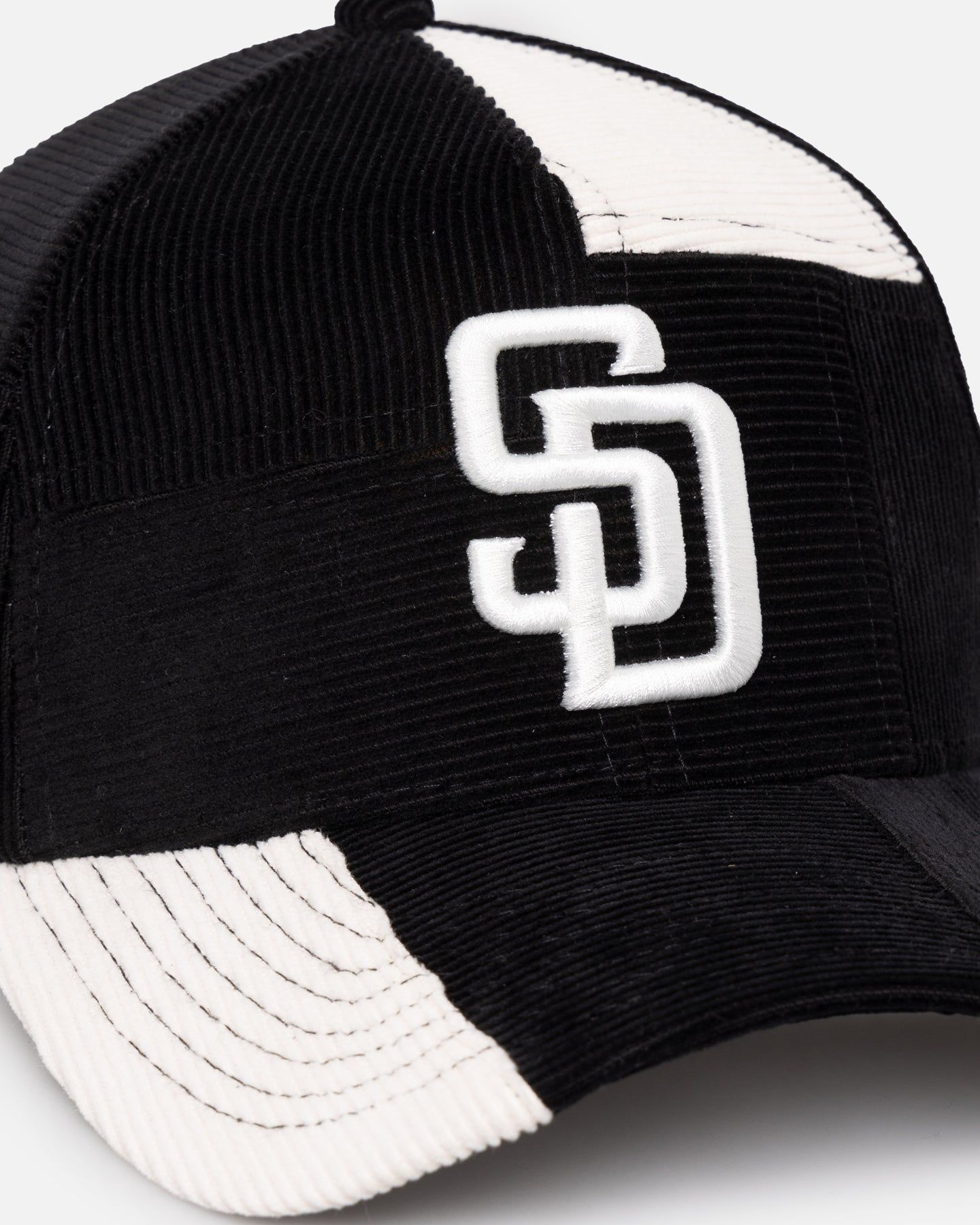 New Era San Diego Padres 'Patchwork Corduroy' 9FORTY A-Frame Snapback Black/Cream sold by Culture Kings product image thumbnail 2