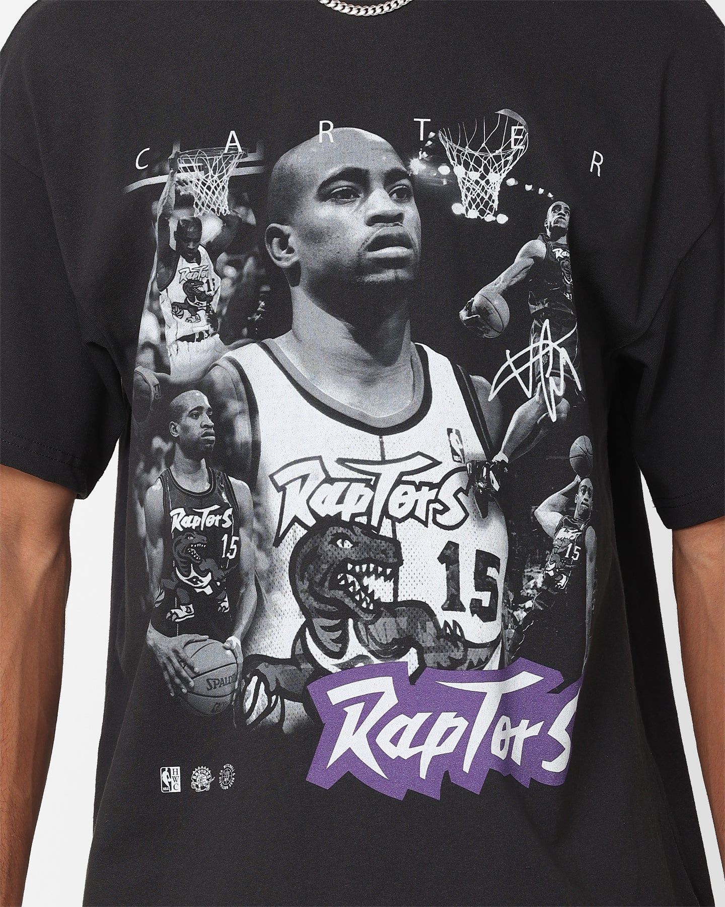 Mitchell & Ness Toronto Raptors Vince Carter Player Photo T-Shirt Faded Black sold by Culture Kings product image thumbnail 3