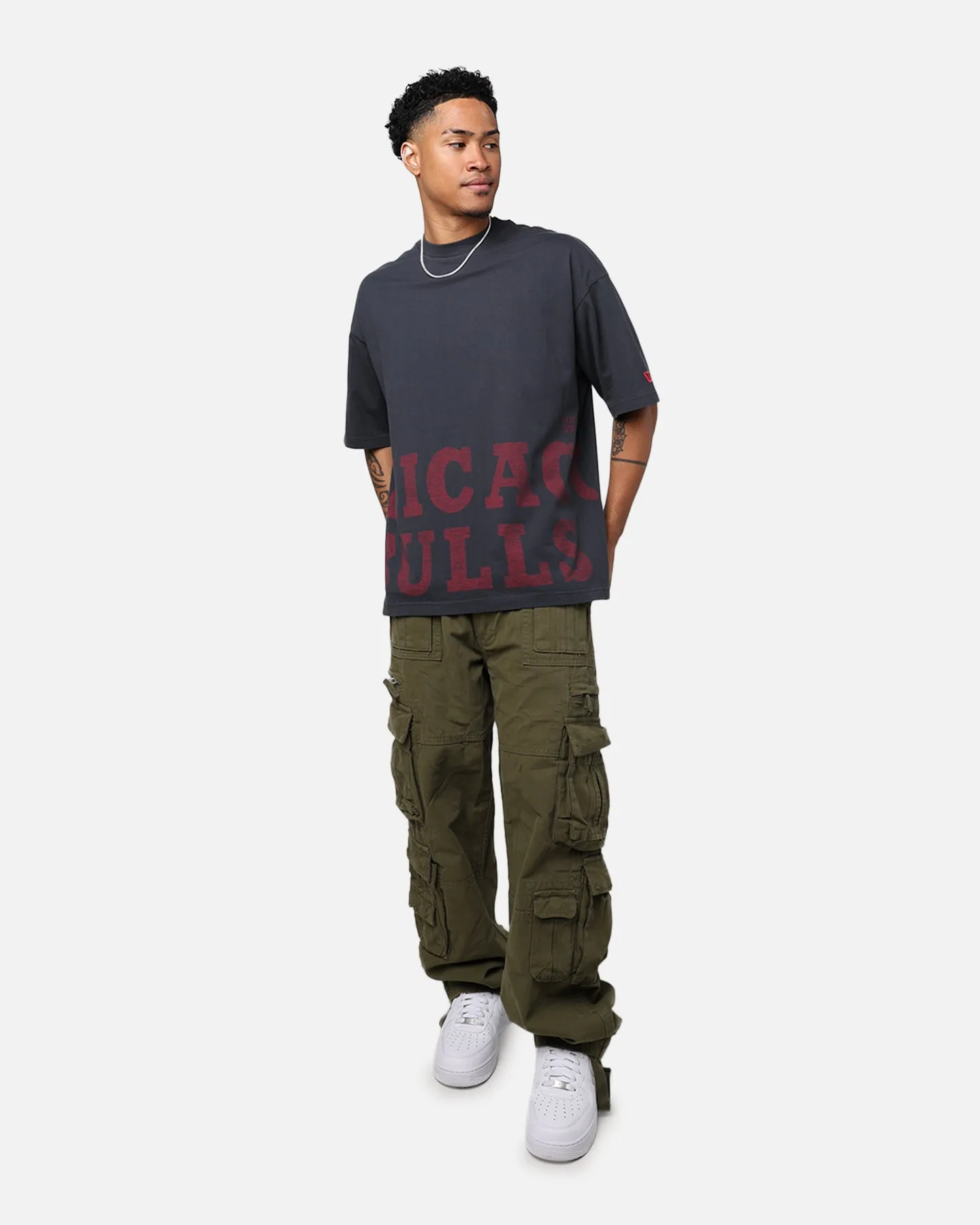 New Era Chicago Bulls Oversized T-Shirt Black sold by Culture Kings product image thumbnail 3